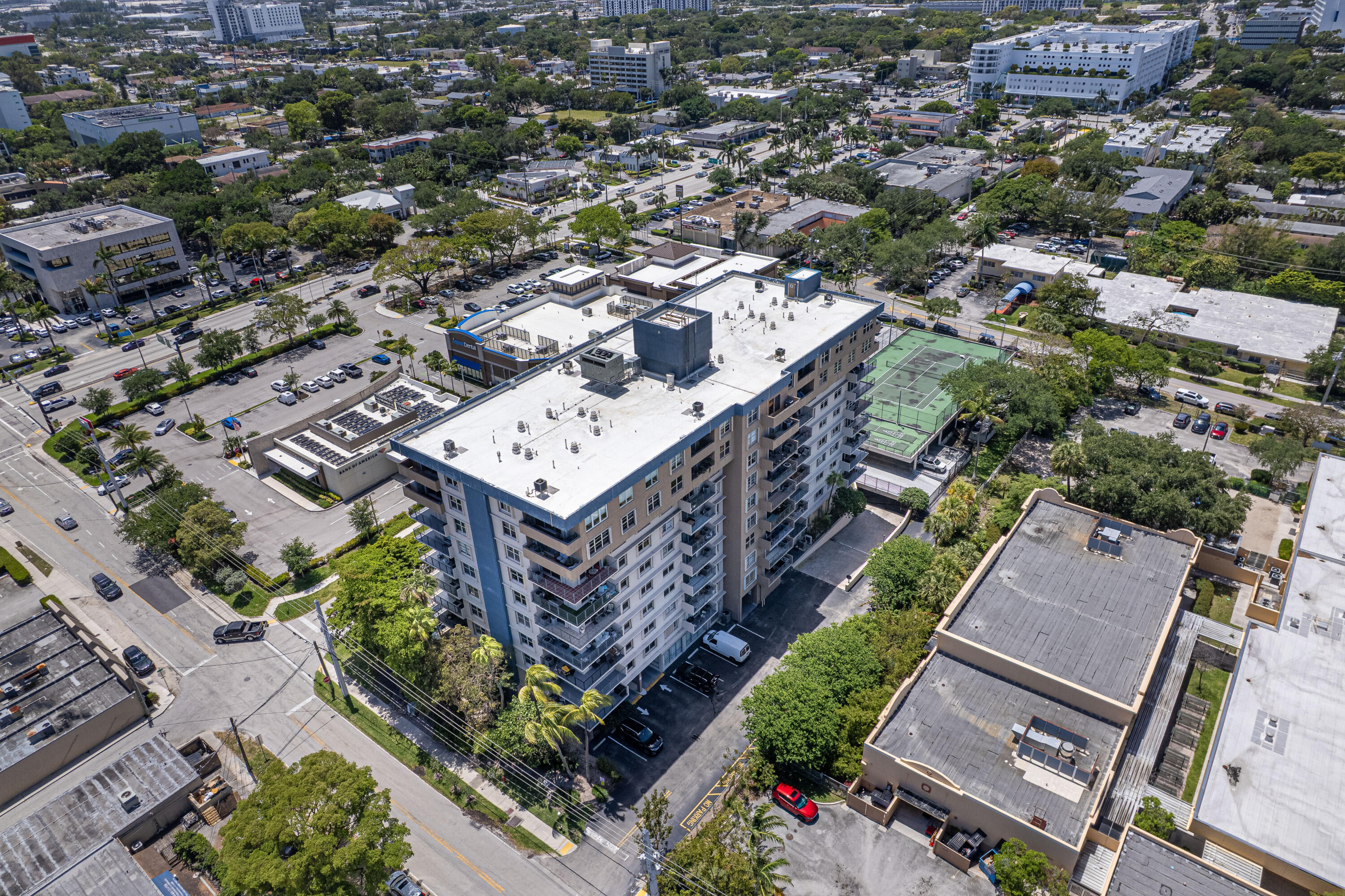 RUNAWAY BAY CONDO - Residential