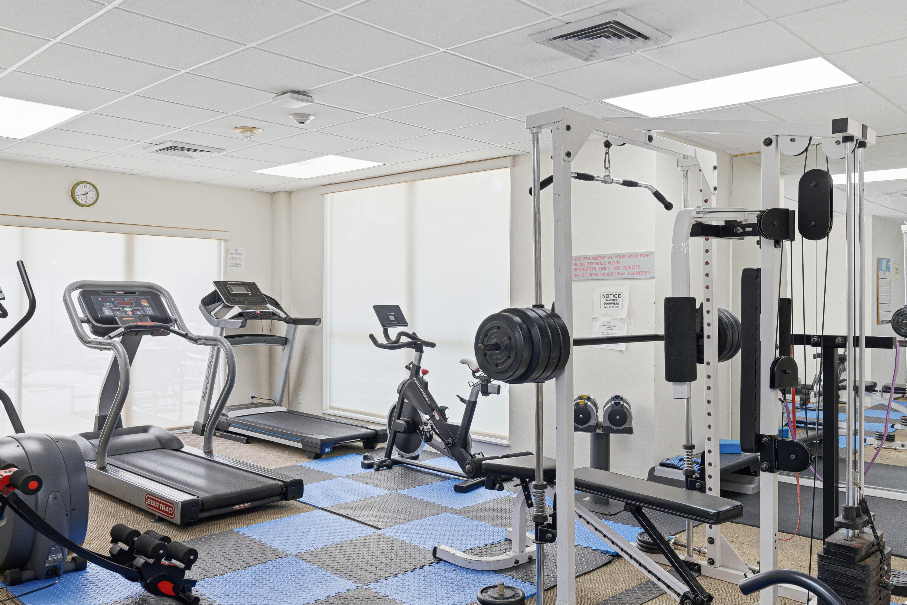 RUNAWAY BAY CONDO - Residential