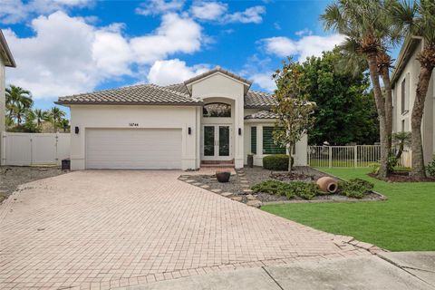 16744 NW 12th Ct Pembroke Pines FL 33028