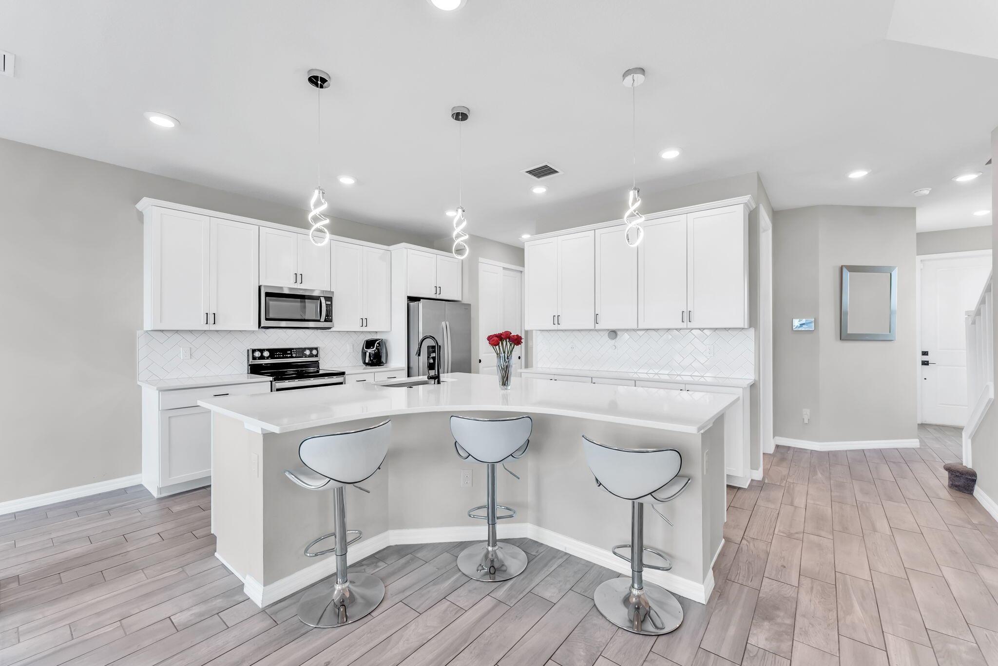 OAK TREE PROPERTY REDEVEL - Residential