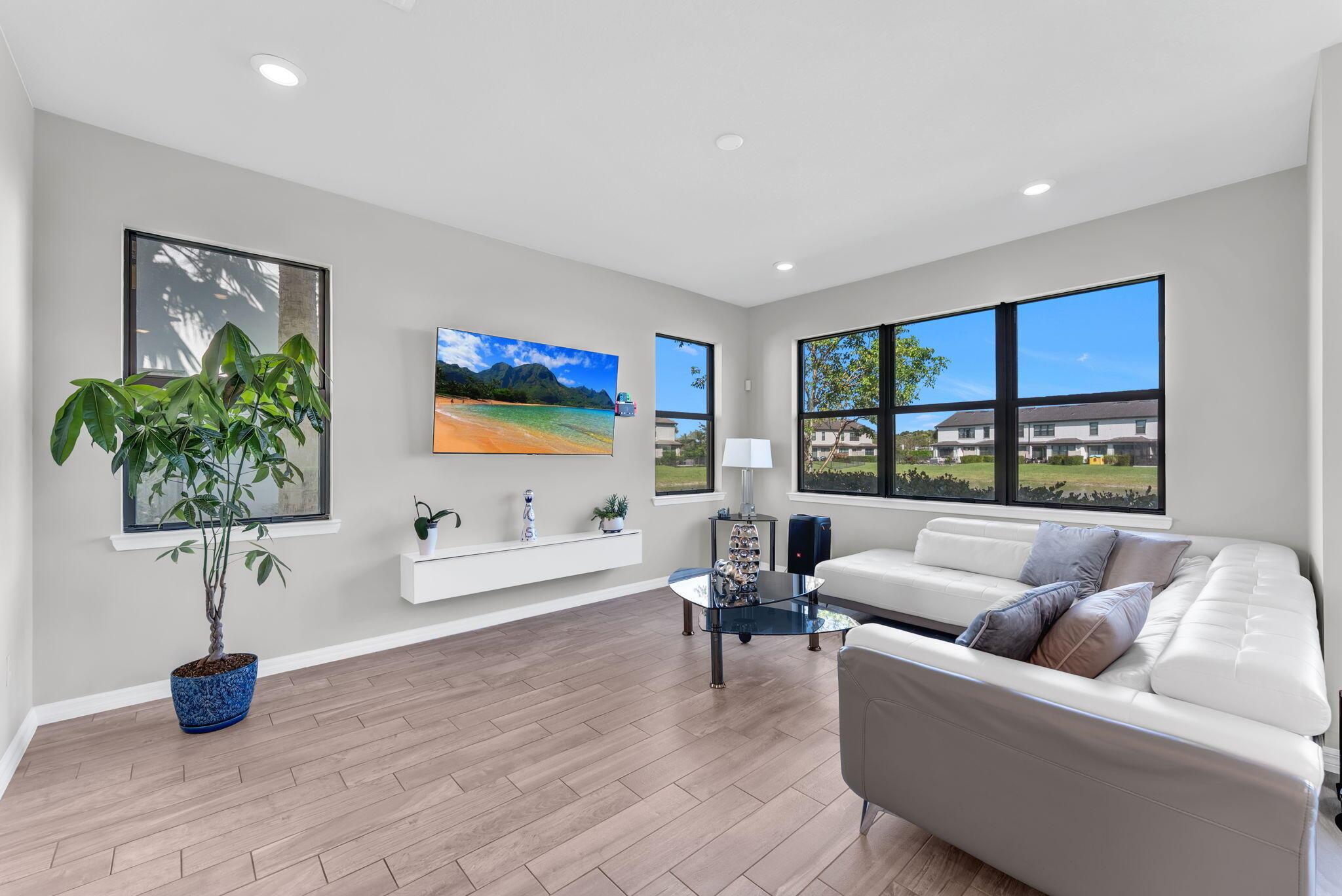 OAK TREE PROPERTY REDEVEL - Residential