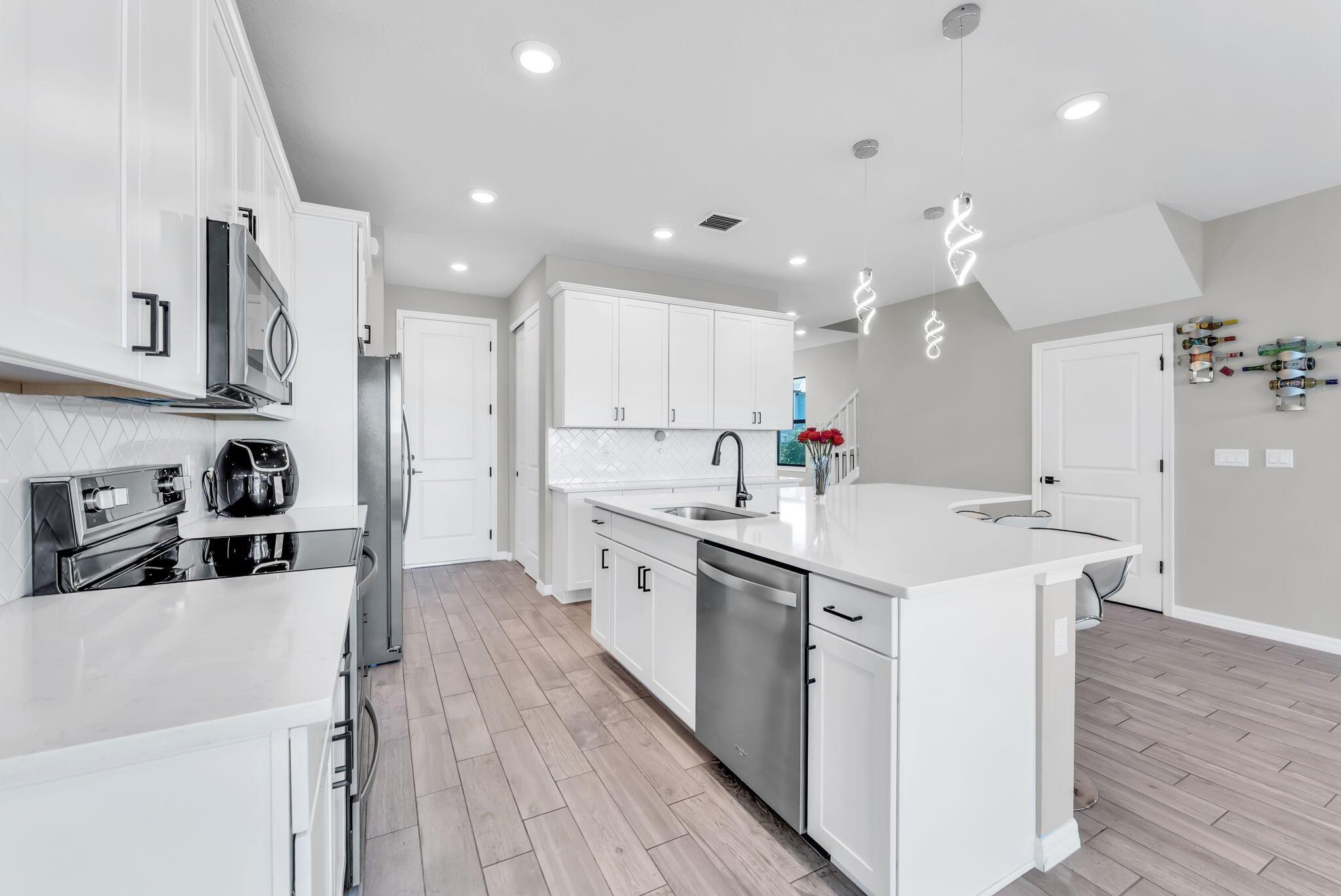 OAK TREE PROPERTY REDEVEL - Residential