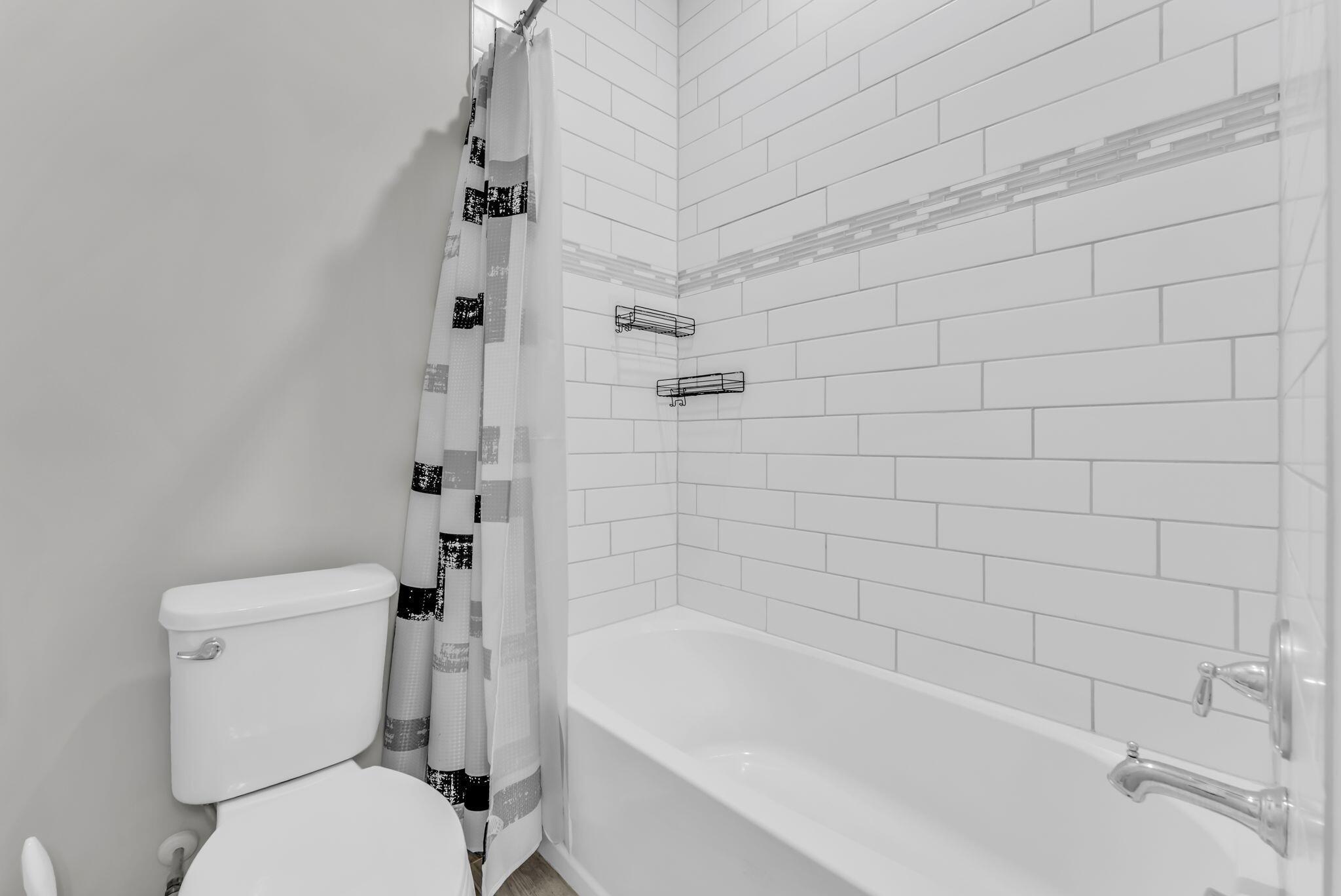 OAK TREE PROPERTY REDEVEL - Residential