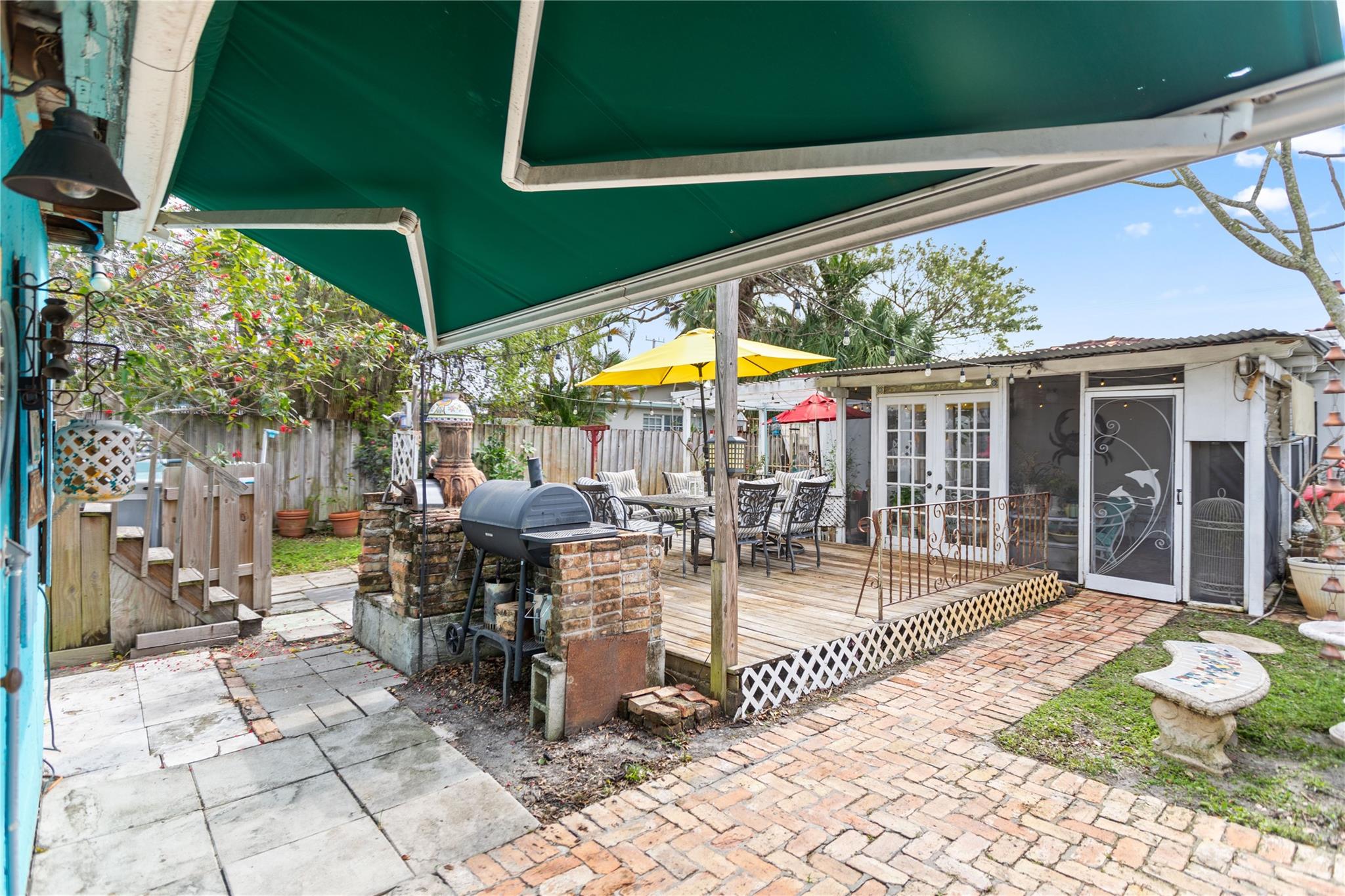 Lauderdale 2-9 D - Residential