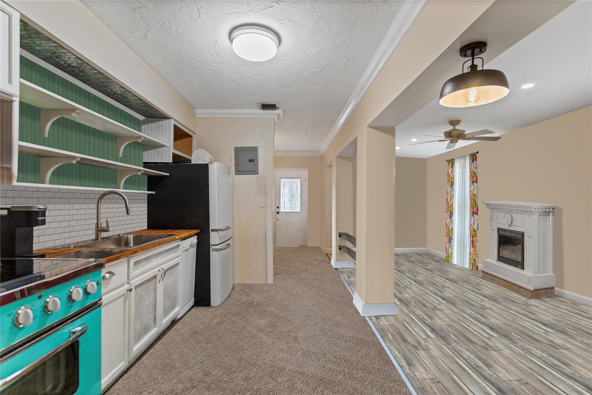 Lauderdale 2-9 D - Residential