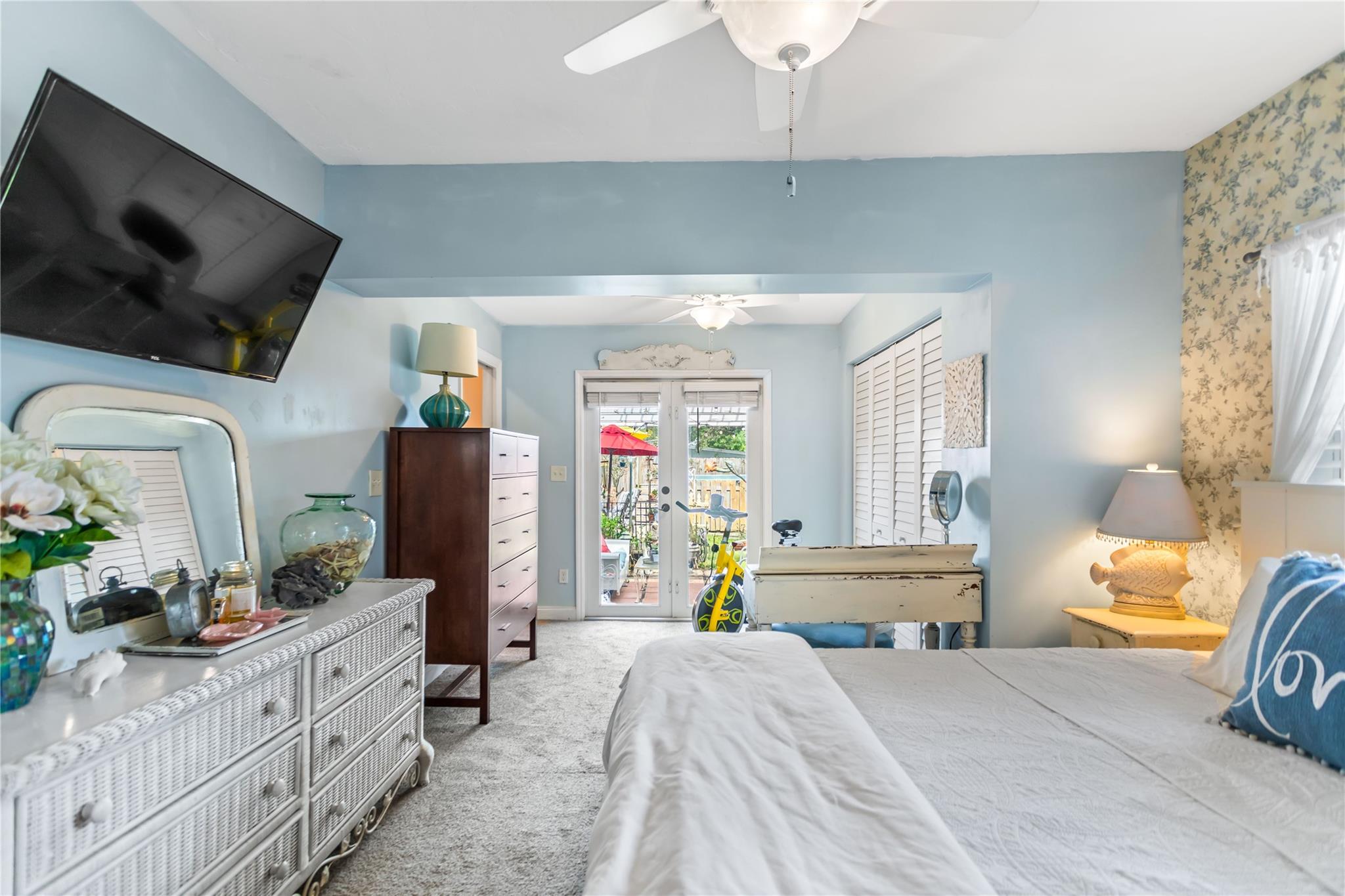 Lauderdale 2-9 D - Residential