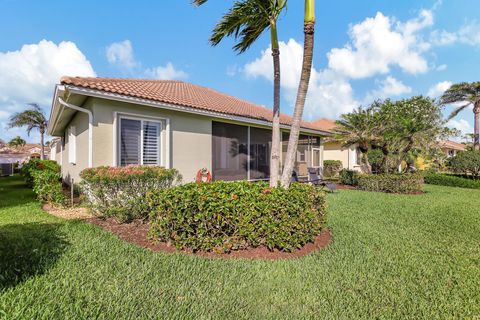 A home in Hutchinson Island