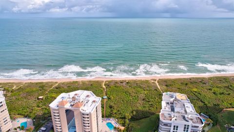 A home in Hutchinson Island