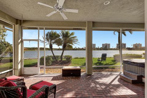 A home in Hutchinson Island