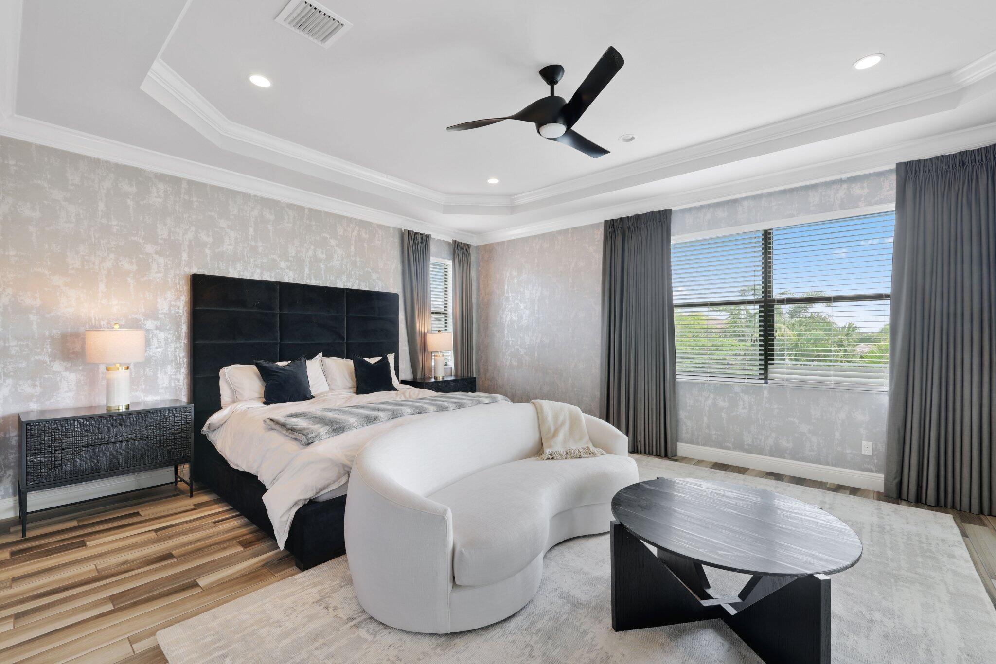 ROYAL PALM POLO - Residential