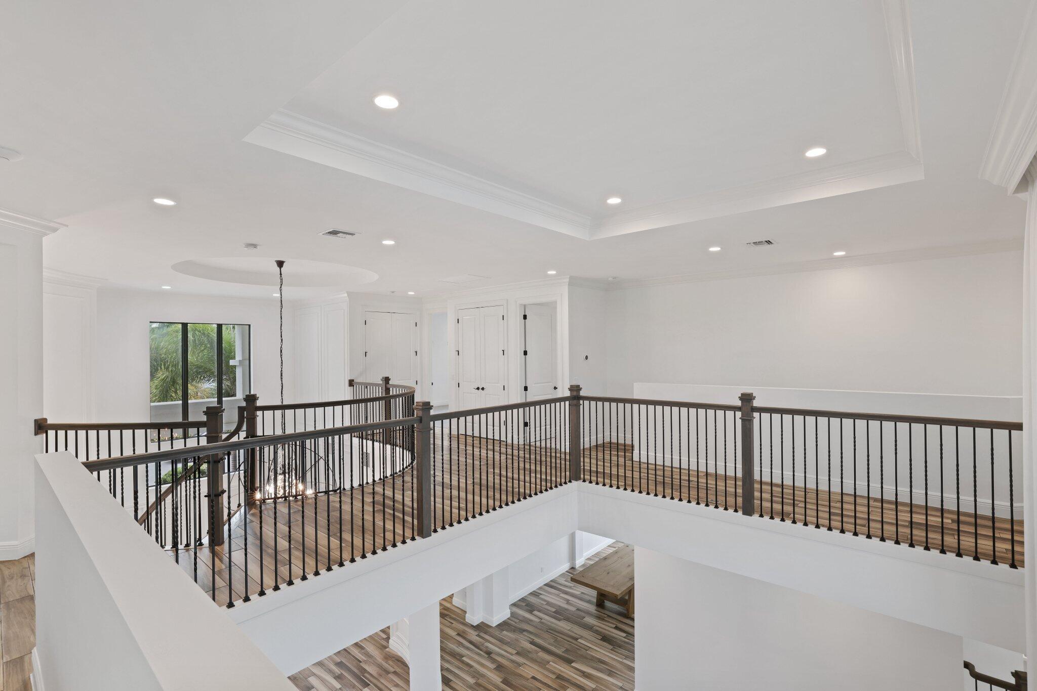 ROYAL PALM POLO - Residential