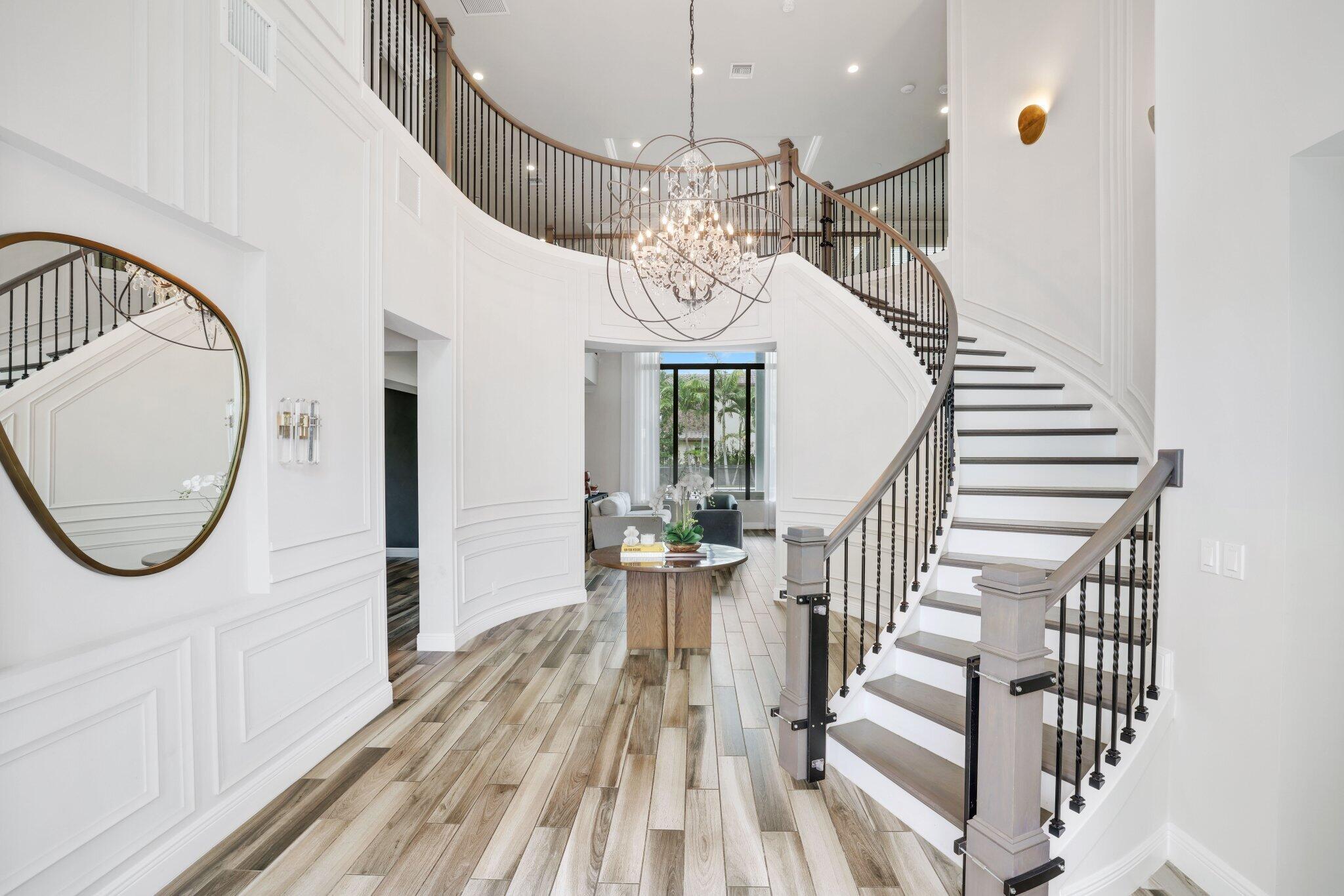 ROYAL PALM POLO - Residential