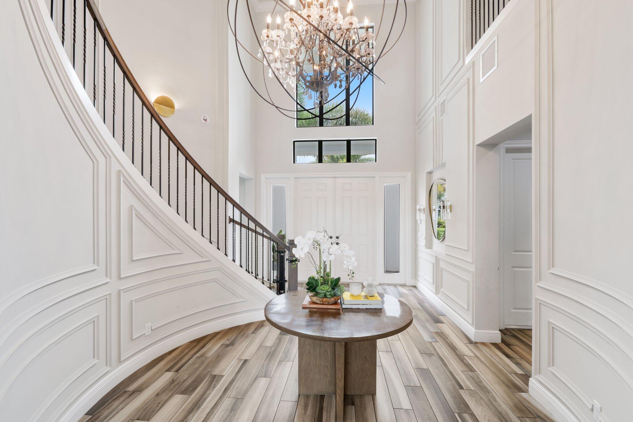 ROYAL PALM POLO - Residential