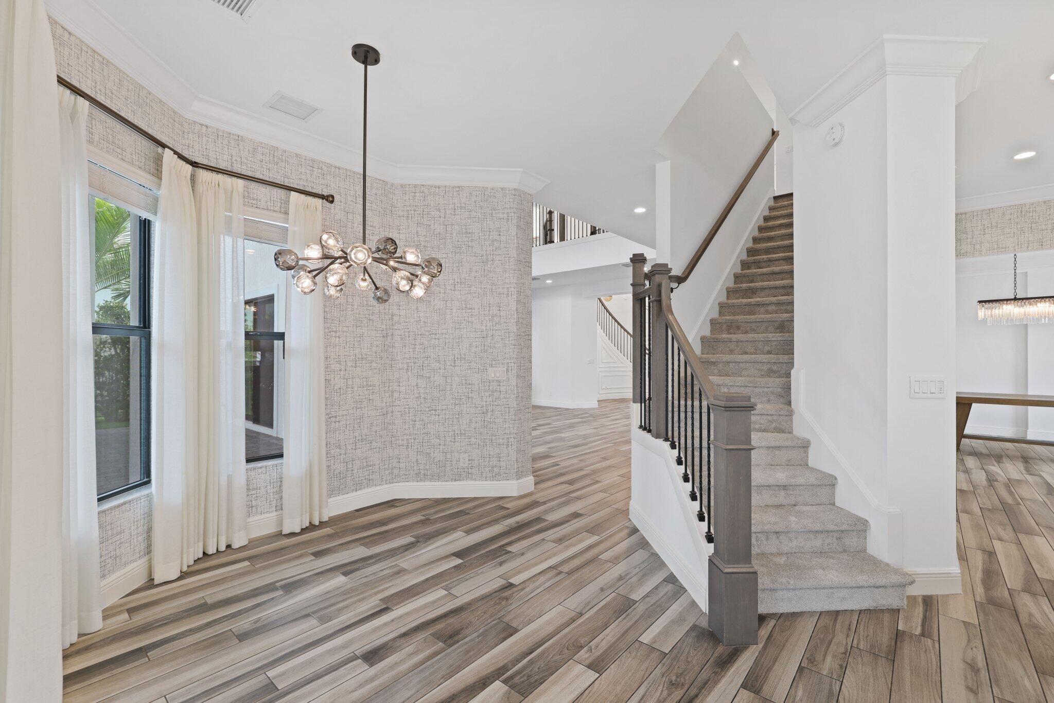 ROYAL PALM POLO - Residential