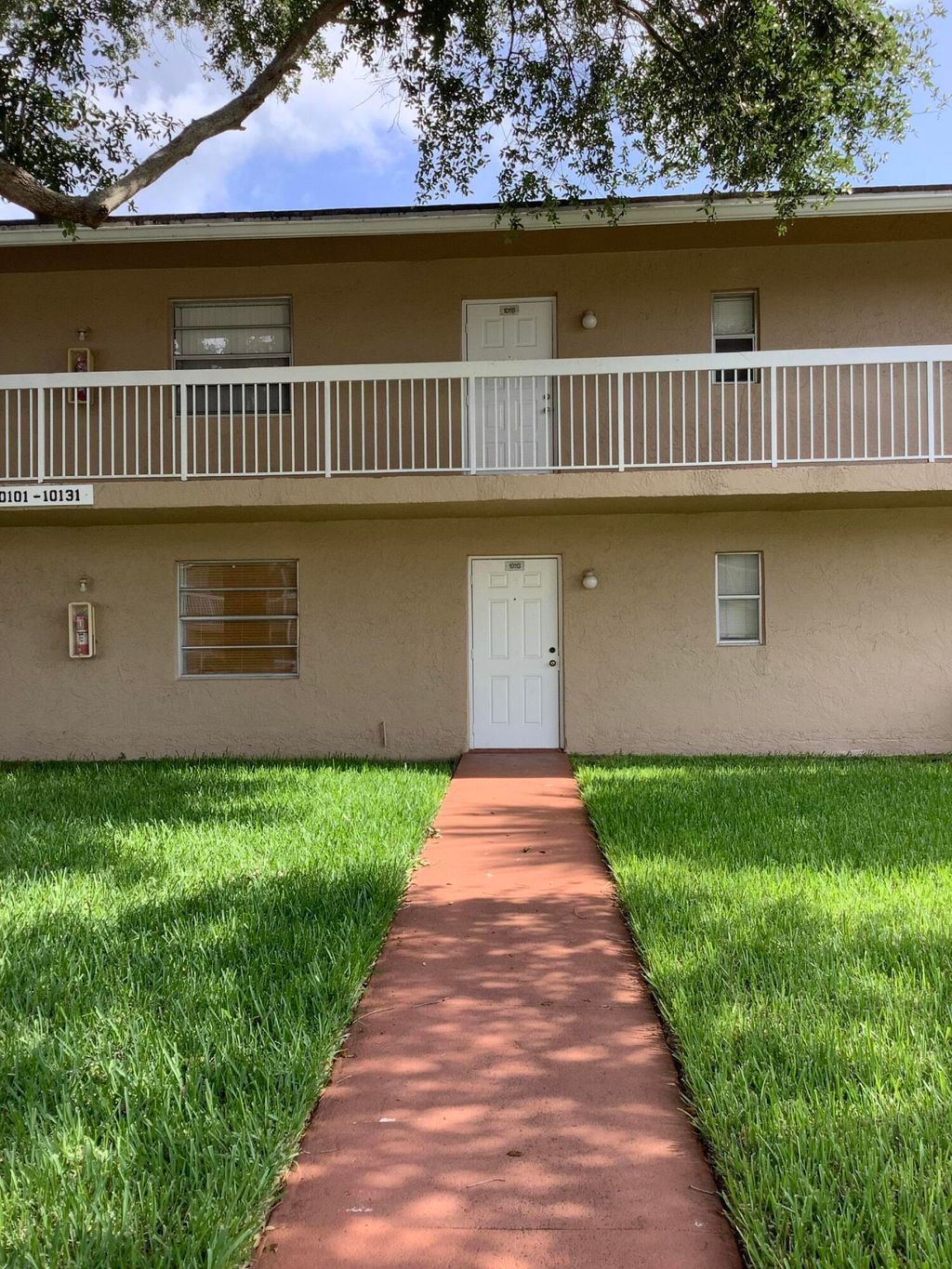 Photo of 10113 Twin Lakes Drive #24-e, Coral Springs, FL 33071 (MLS # B26015983)