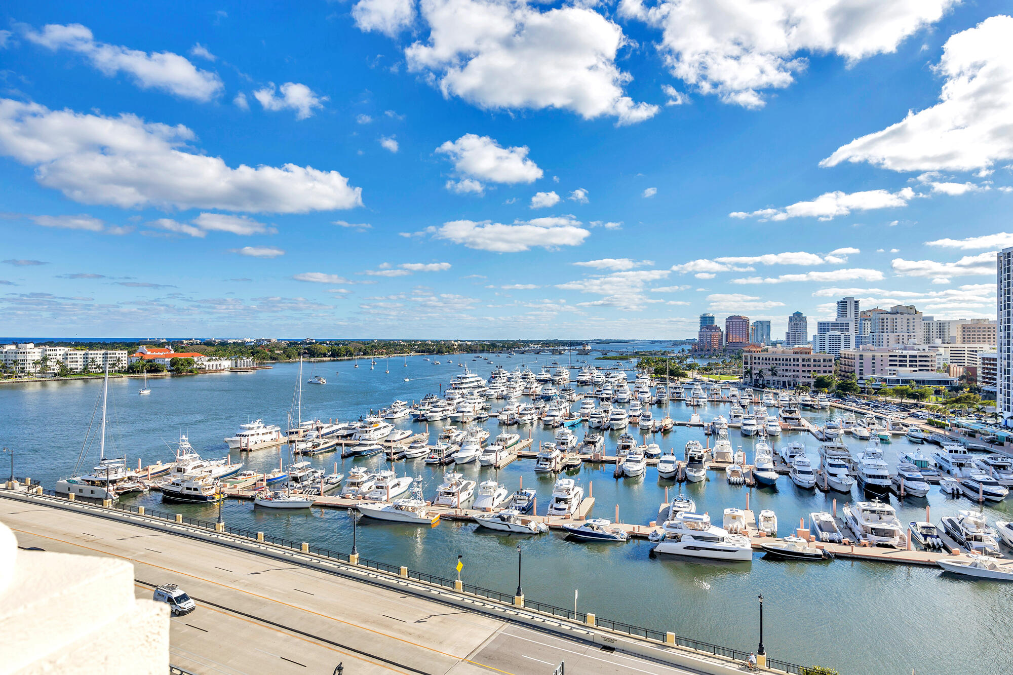 ONE WATERMARK PLACE OF THE PALM BEACHES - Residential