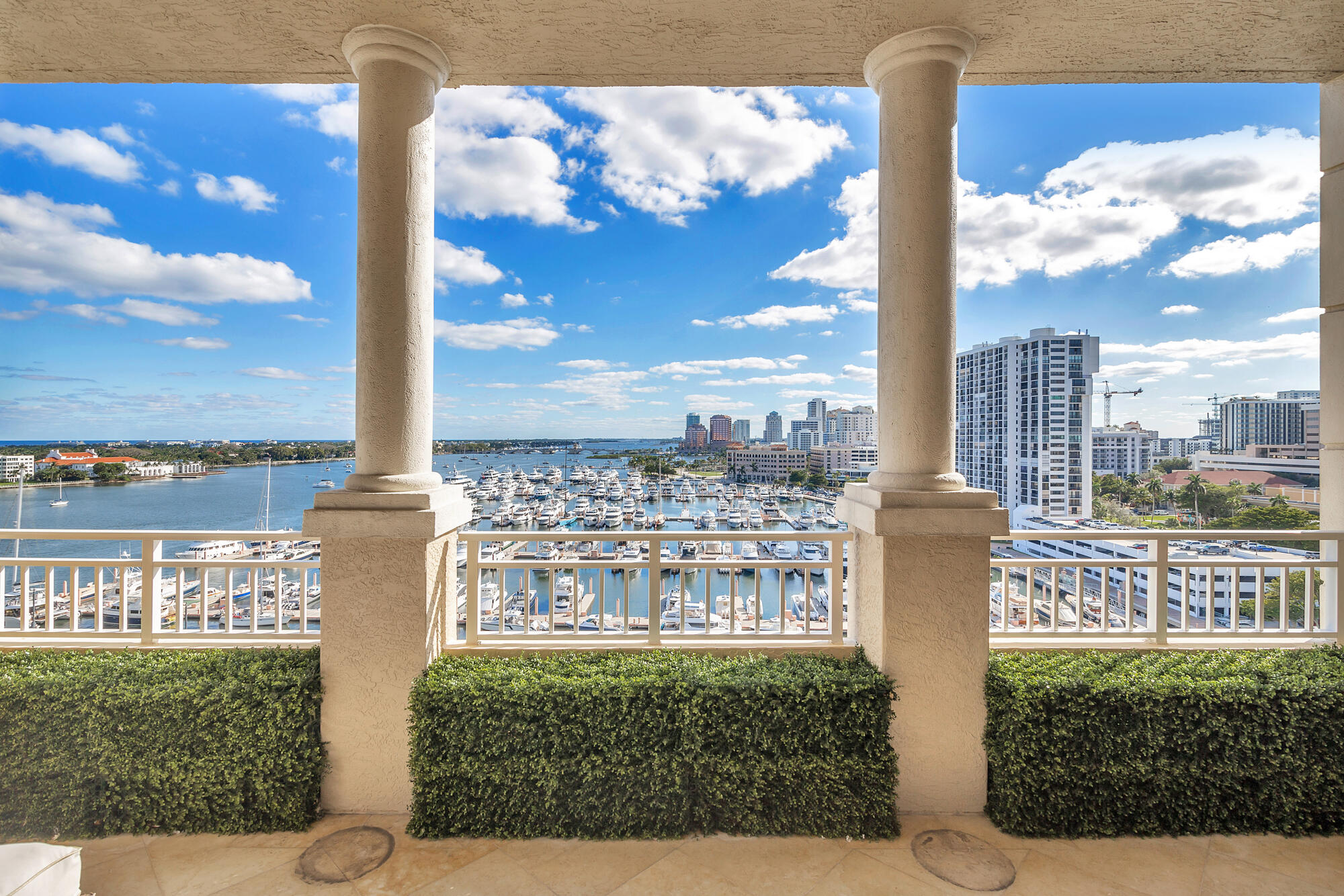 ONE WATERMARK PLACE OF THE PALM BEACHES - Residential