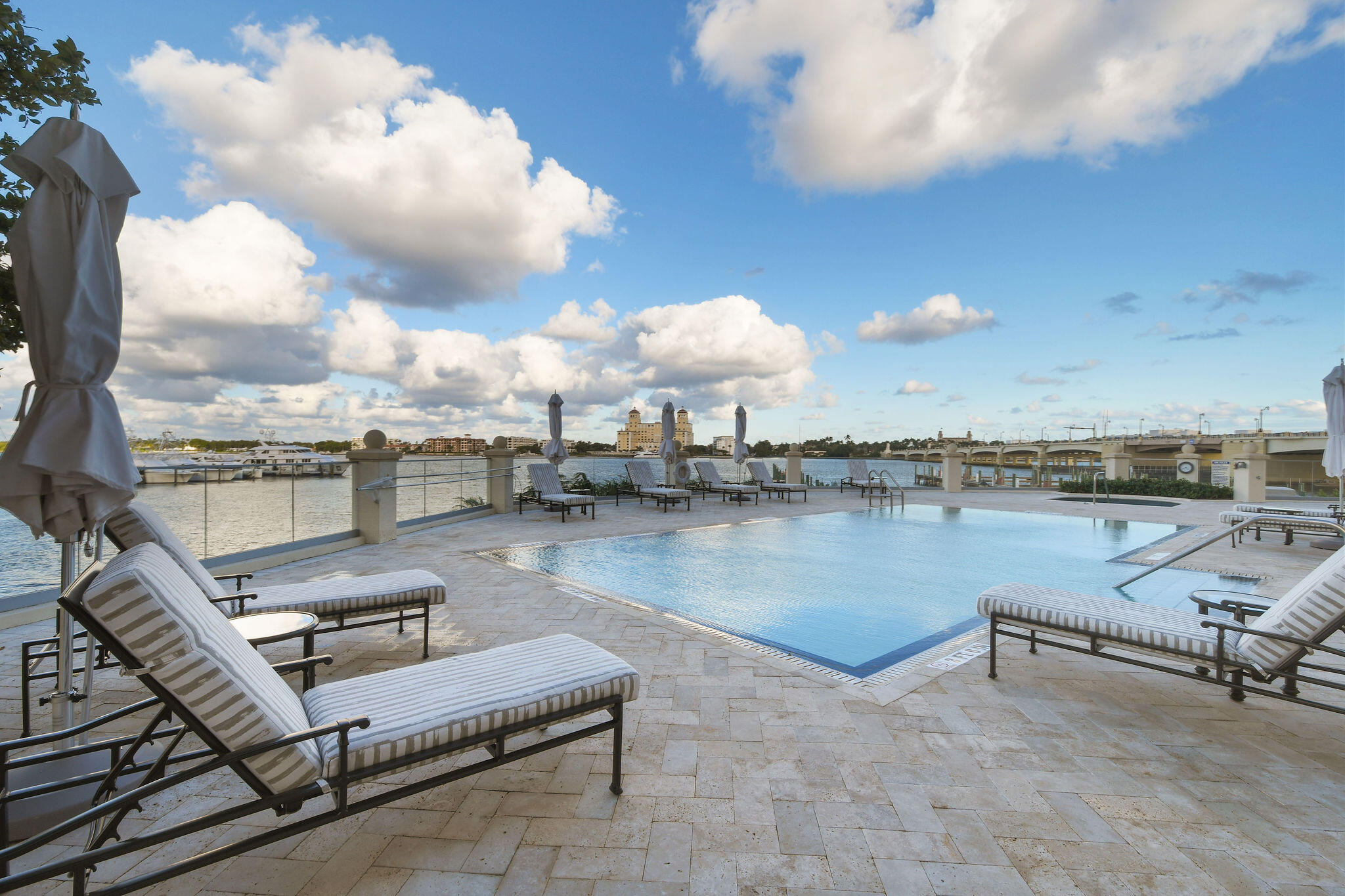 ONE WATERMARK PLACE OF THE PALM BEACHES - Residential