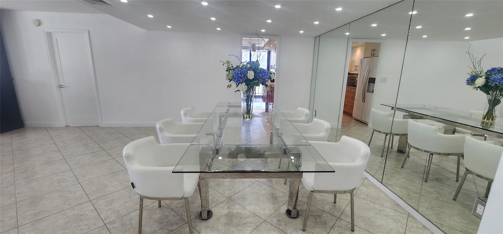 4200 N Ocean Drive 1, 1101