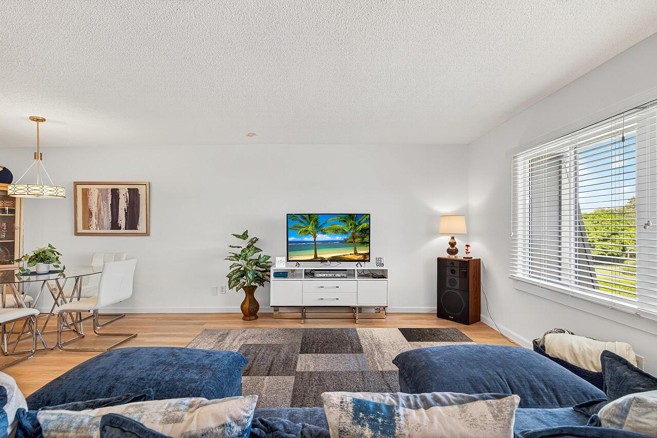 CONQUISTADOR CONDO - Residential