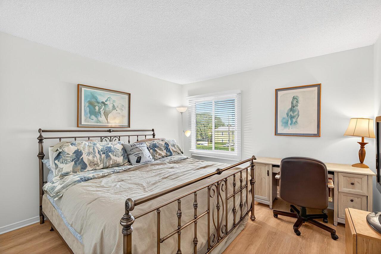 CONQUISTADOR CONDO - Residential