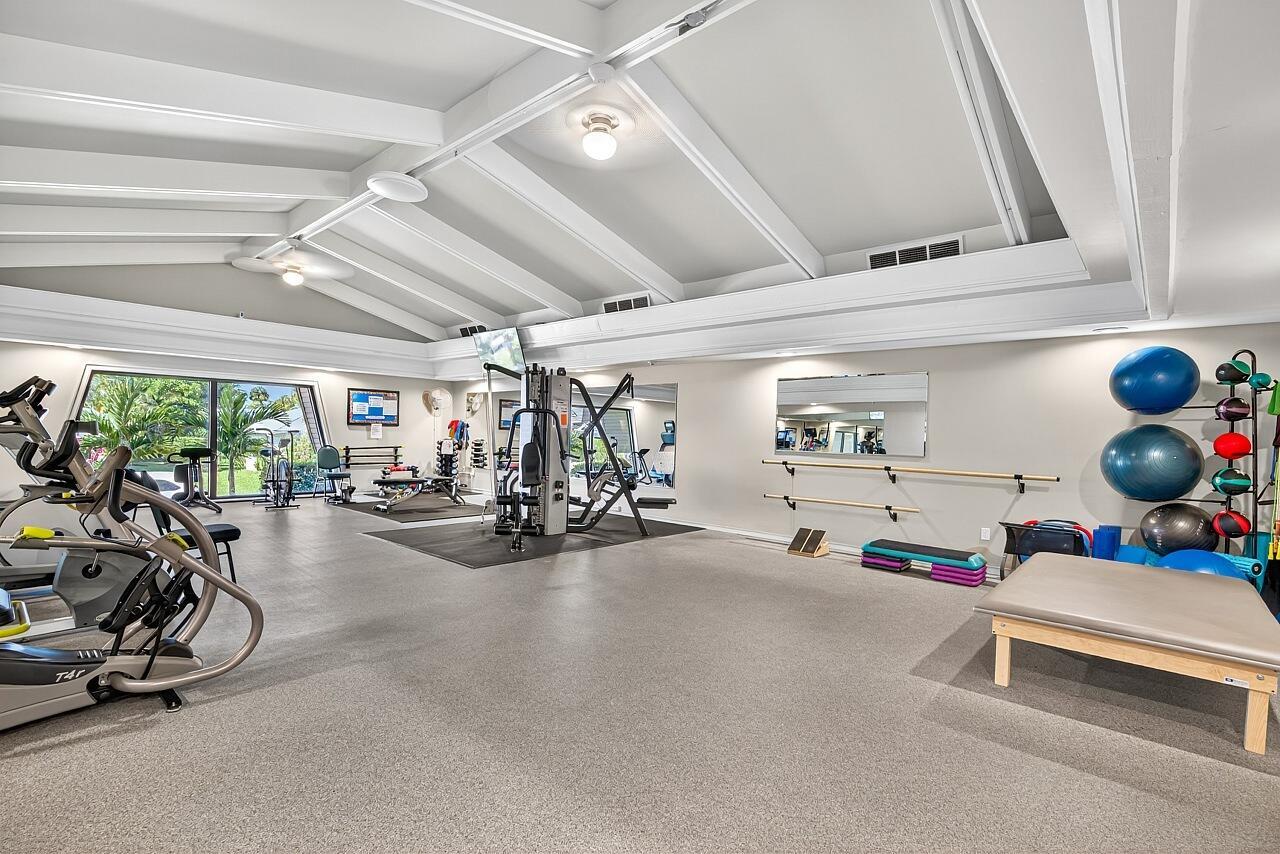 CONQUISTADOR CONDO - Residential