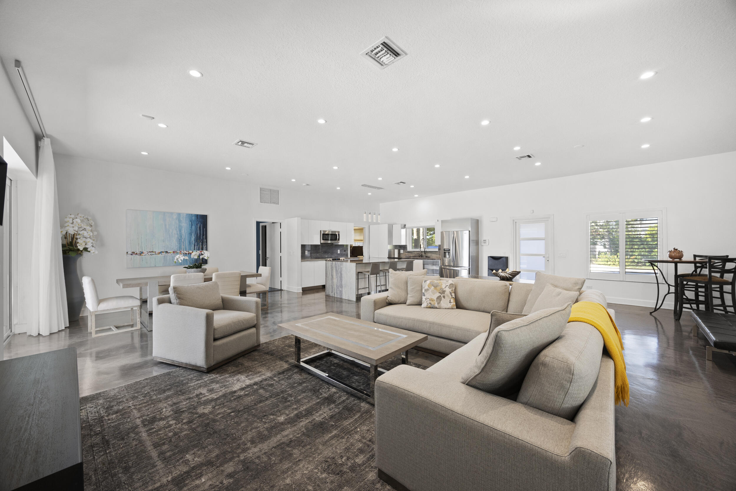 CONFERENCE RIDGE - Residential