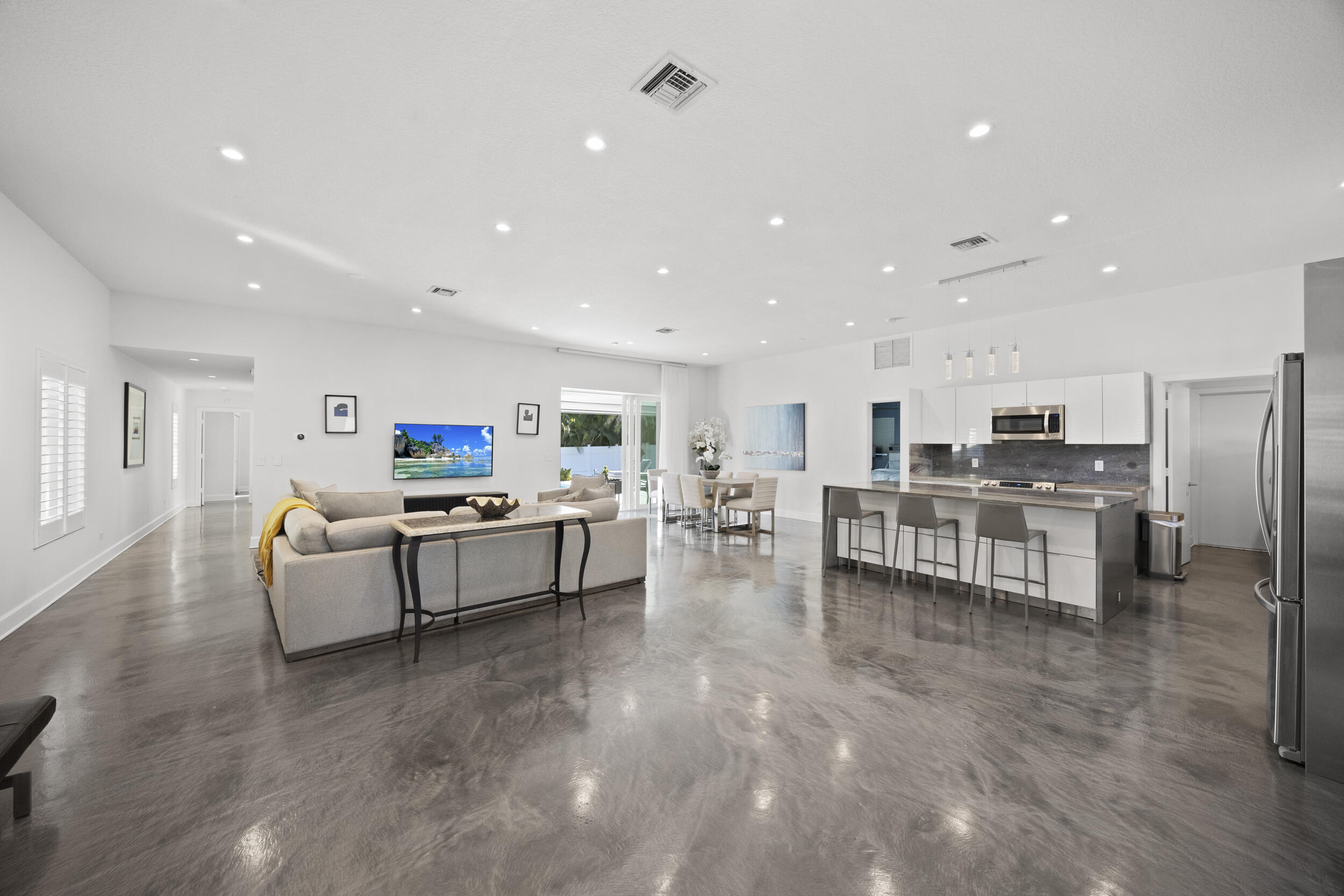 CONFERENCE RIDGE - Residential