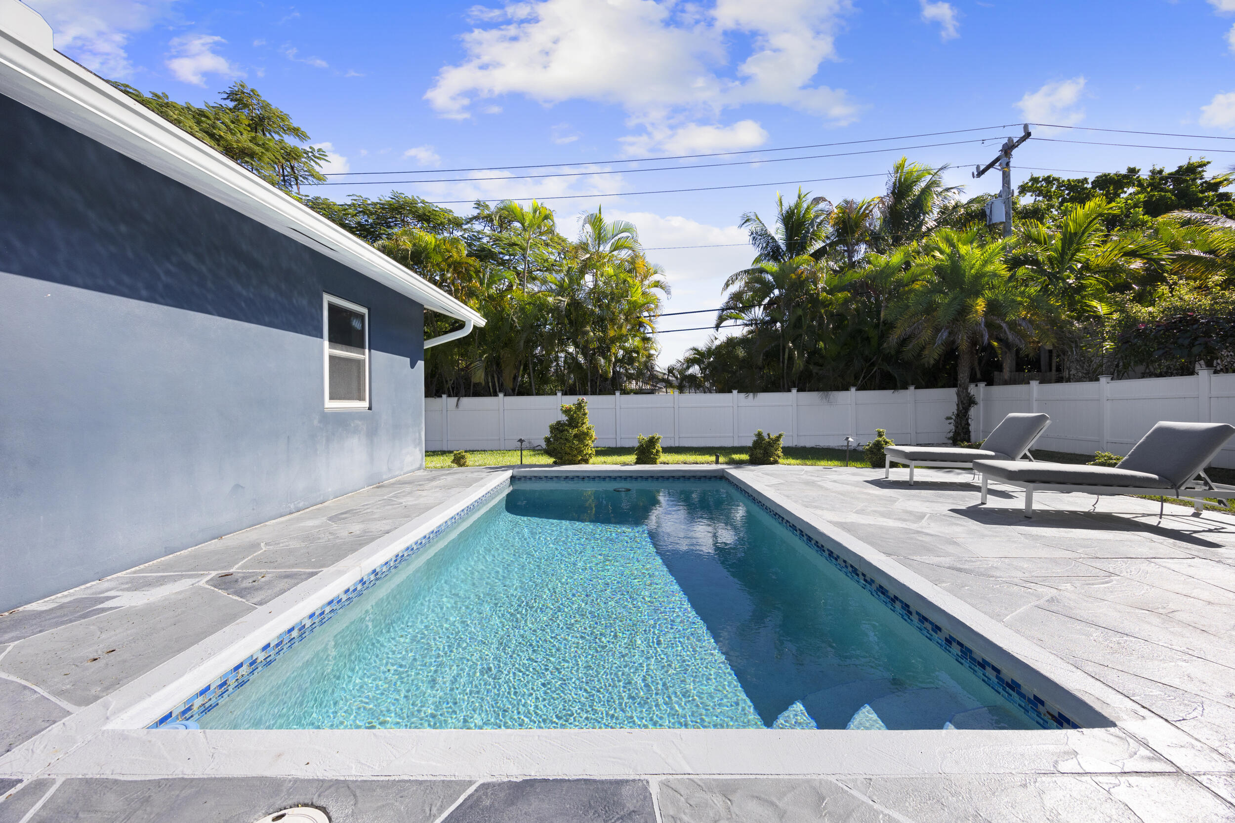 CONFERENCE RIDGE - Residential