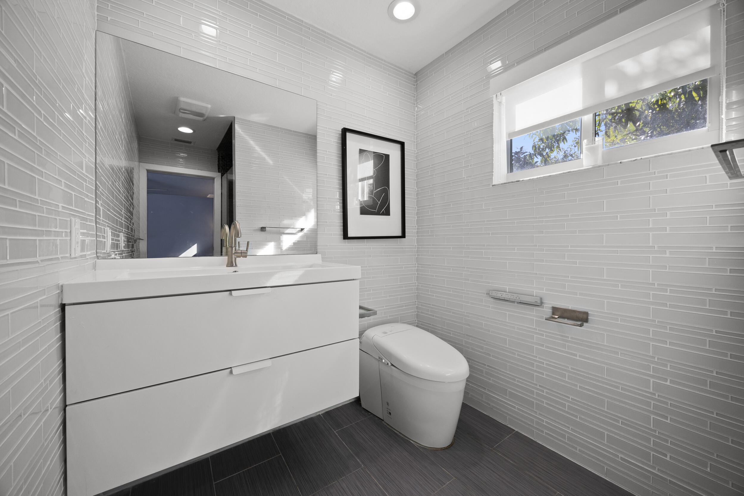 CONFERENCE RIDGE - Residential