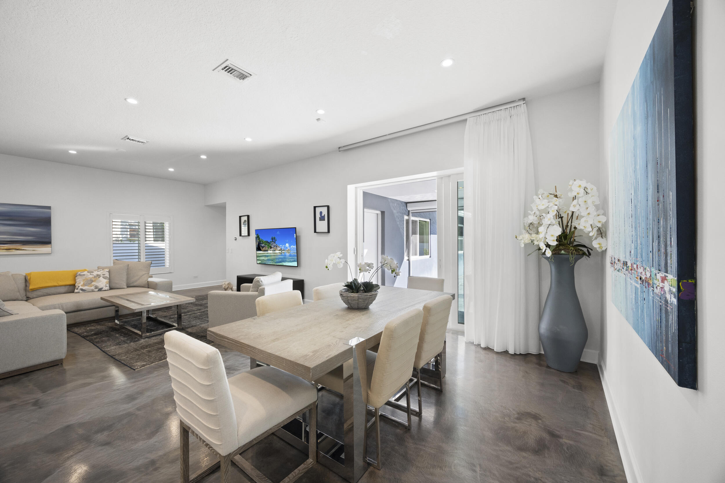 CONFERENCE RIDGE - Residential