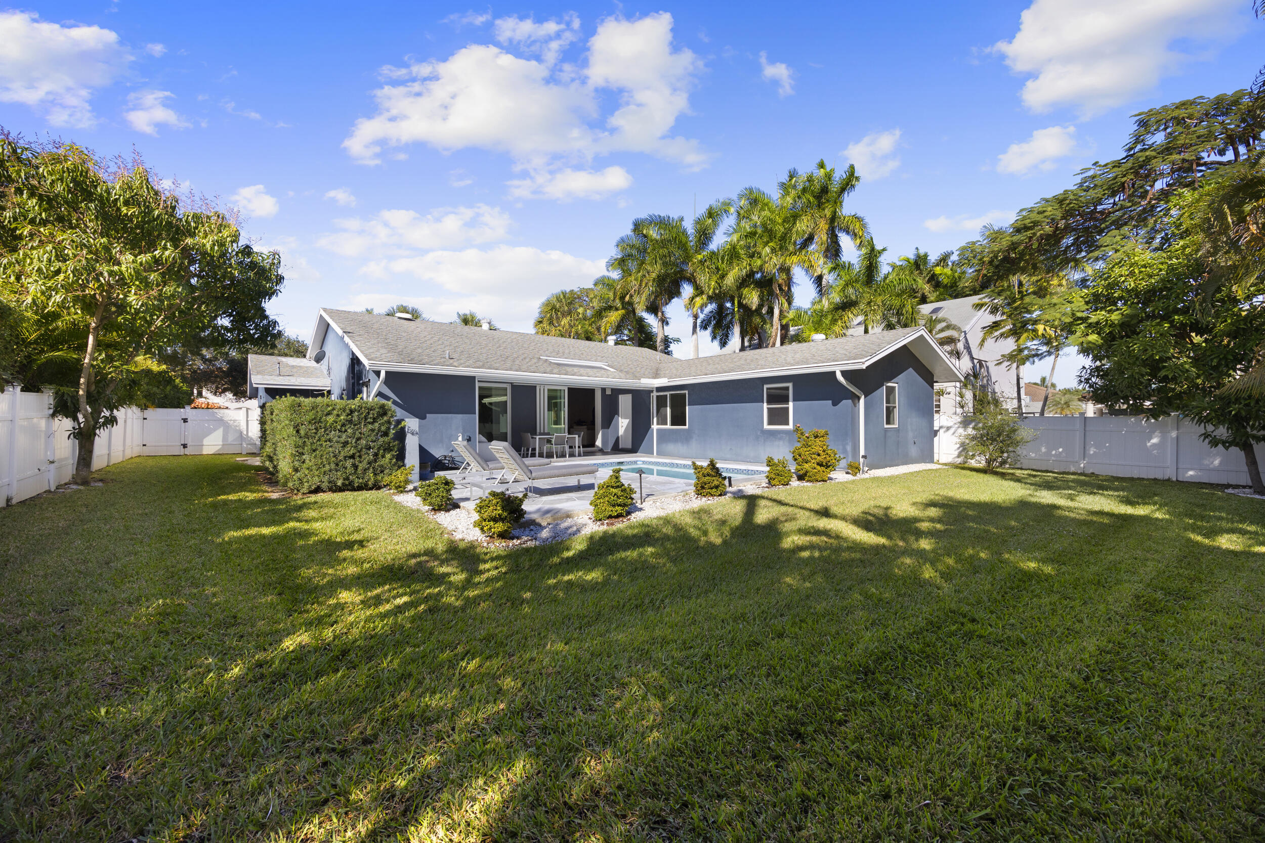 CONFERENCE RIDGE - Residential