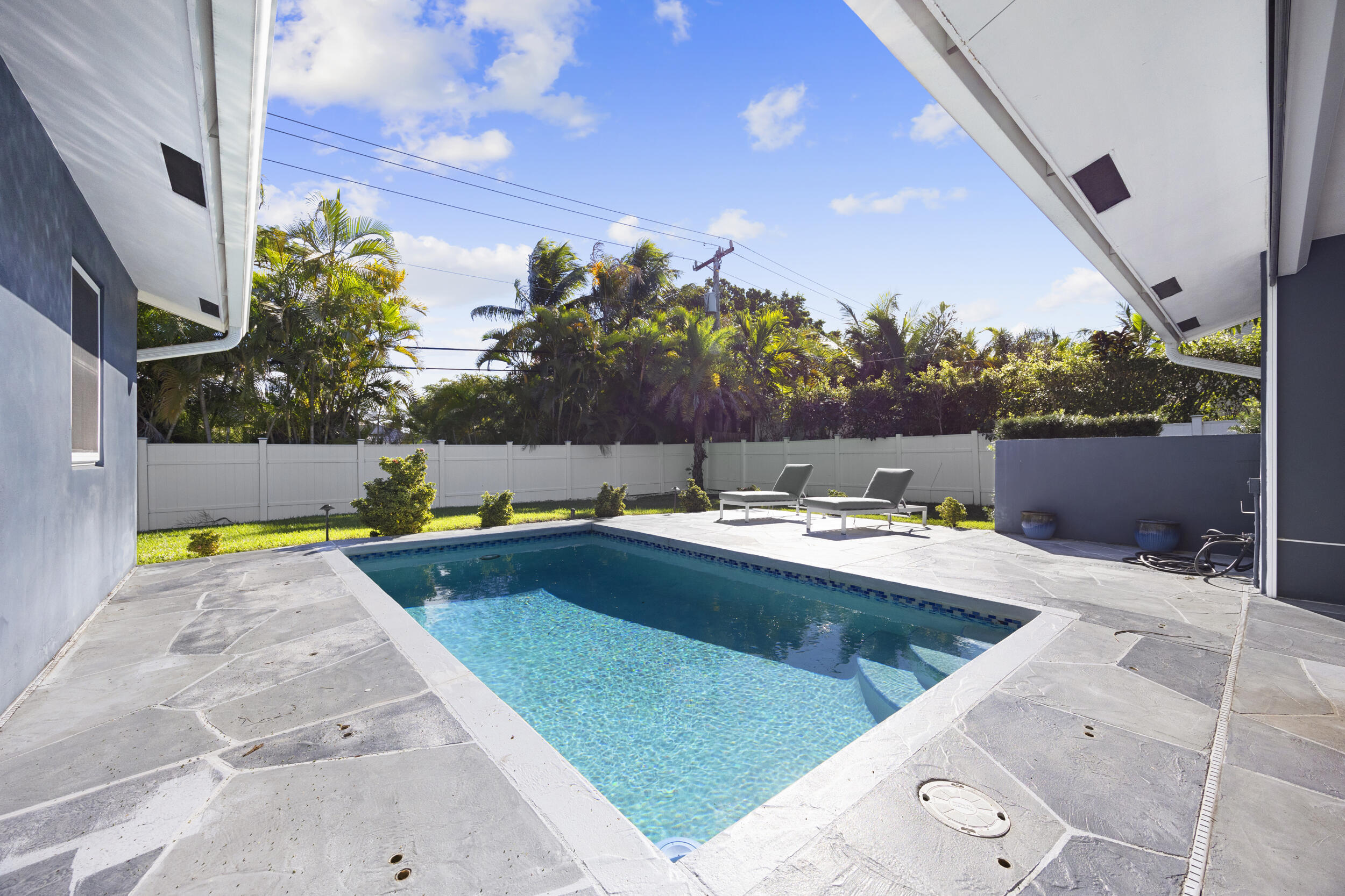 CONFERENCE RIDGE - Residential