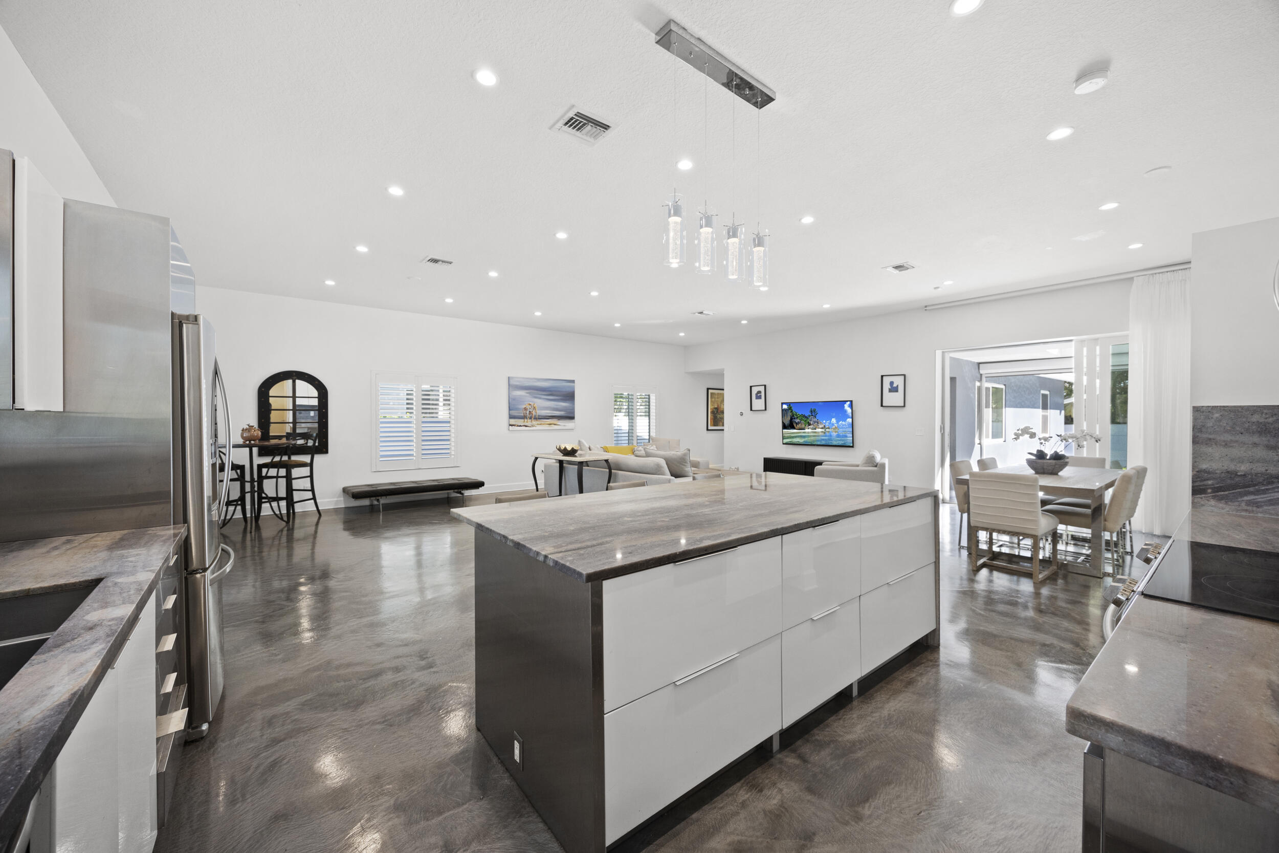 CONFERENCE RIDGE - Residential