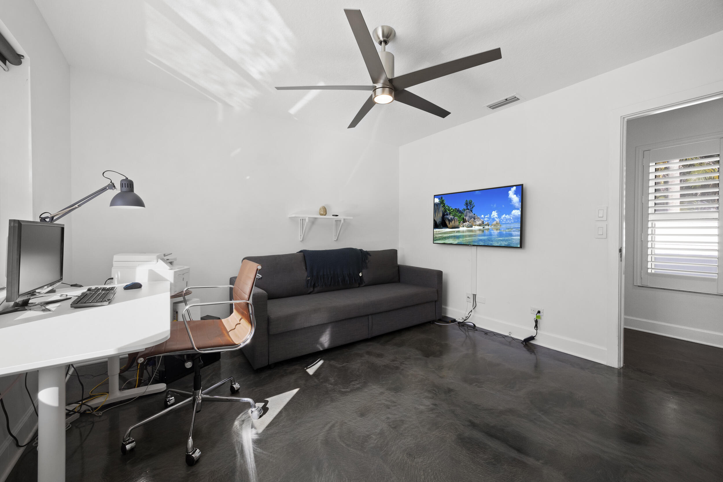 CONFERENCE RIDGE - Residential