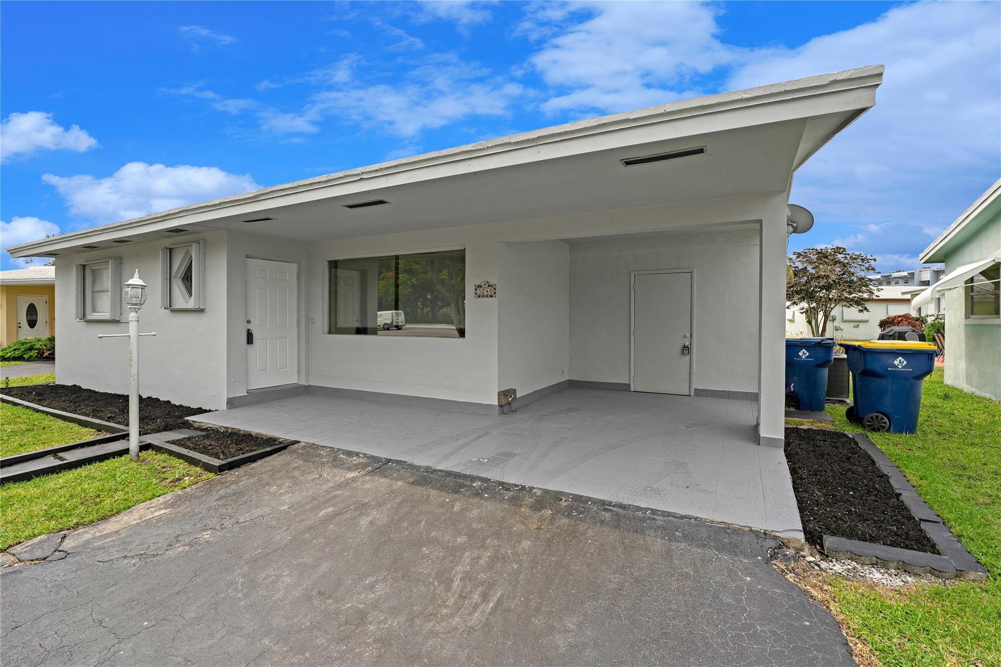 3240 Sheridan Ln, Hollywood, FL, 33021/$259,900 1 3240 Sheridan Ln