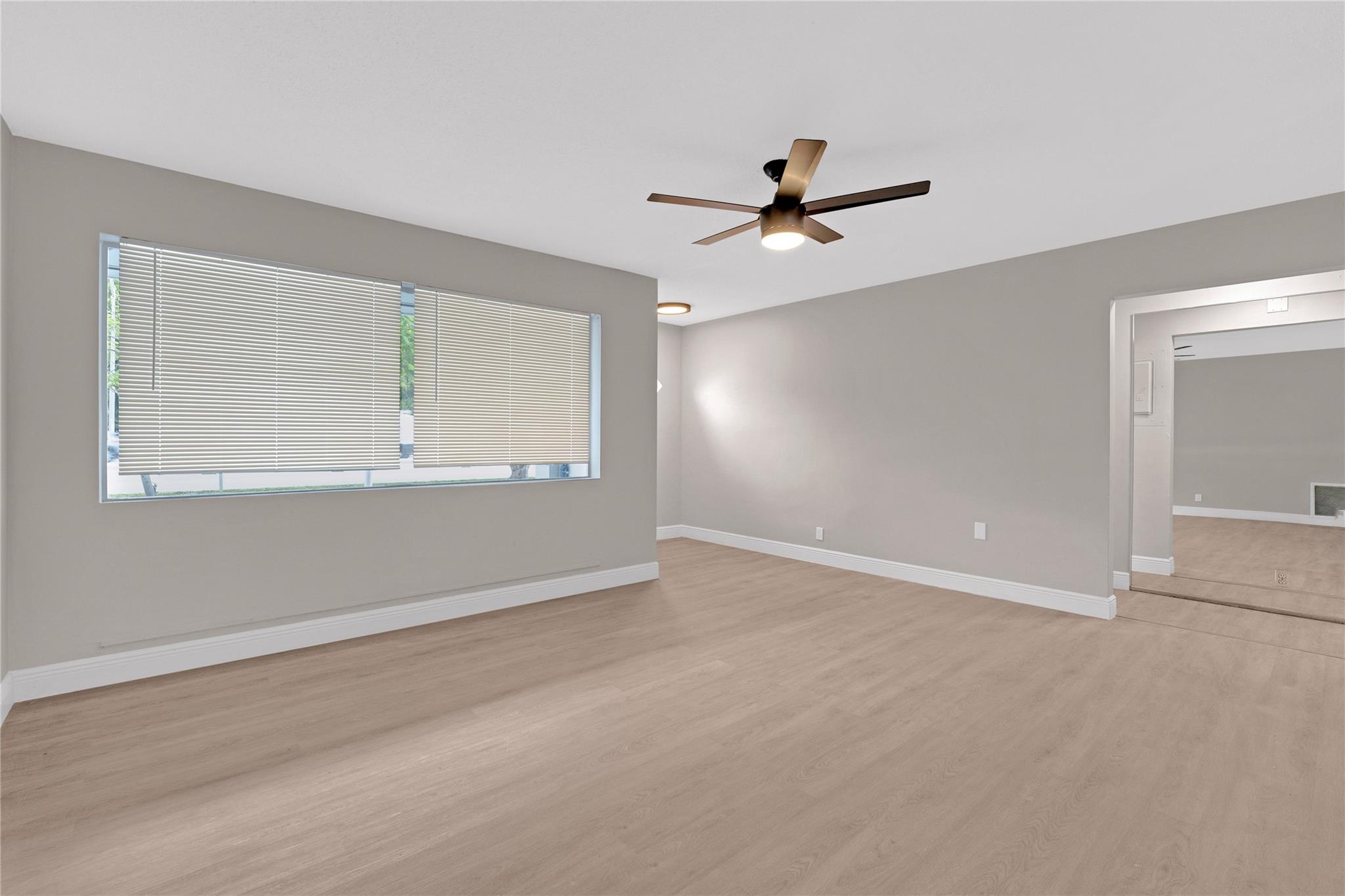 3240 Sheridan Ln, Hollywood, FL, 33021/$259,900 4 3240 Sheridan Ln