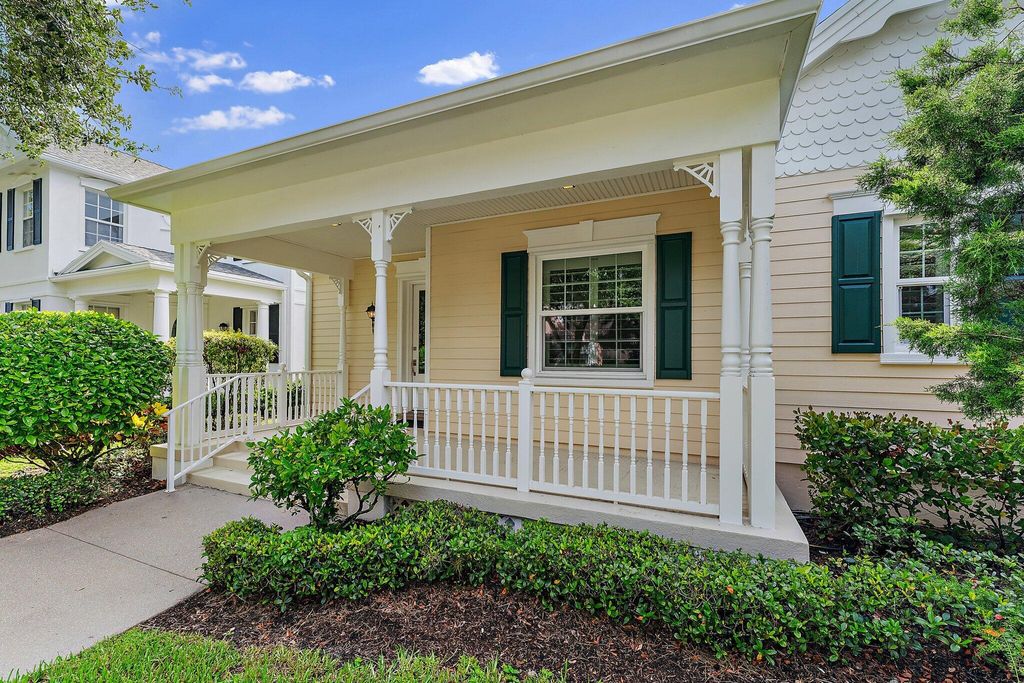 Photo of 215 New Haven Boulevard, Jupiter, FL 33458 (MLS # R11034358)