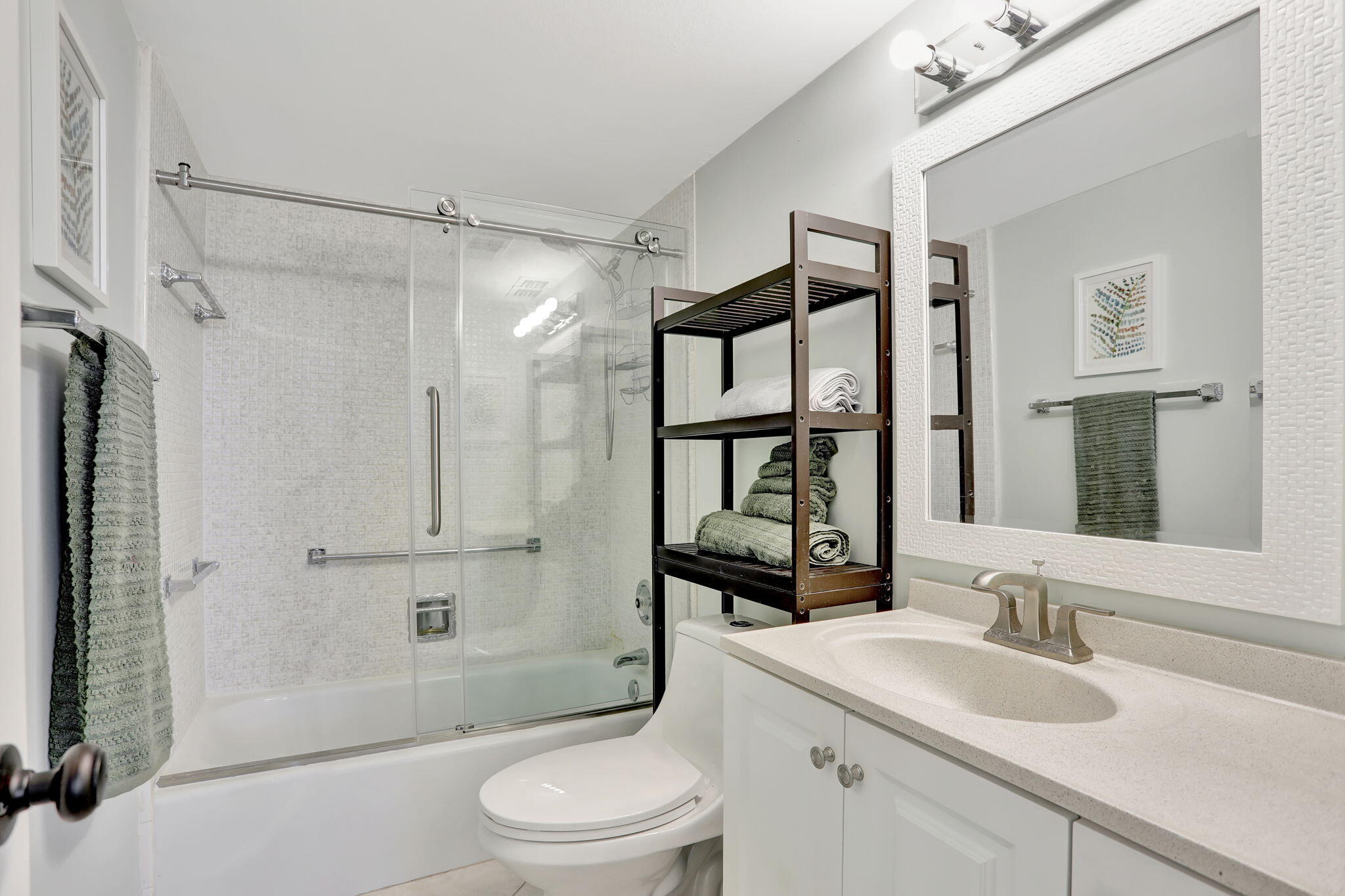 GARDEN-AIRE VILLAGE - Residential Lease