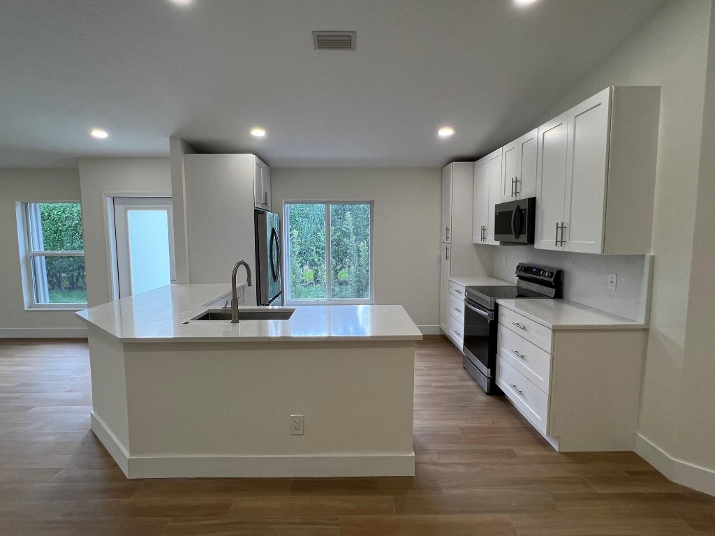 Addison Court - Residential