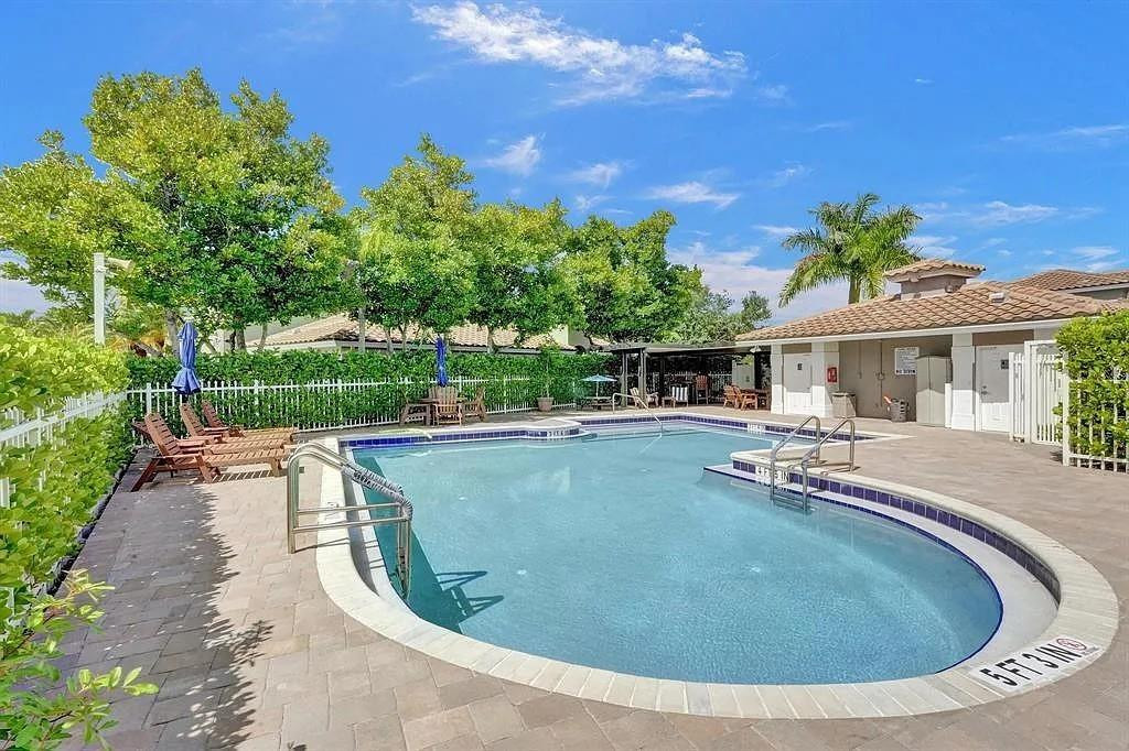 Addison Court - Residential