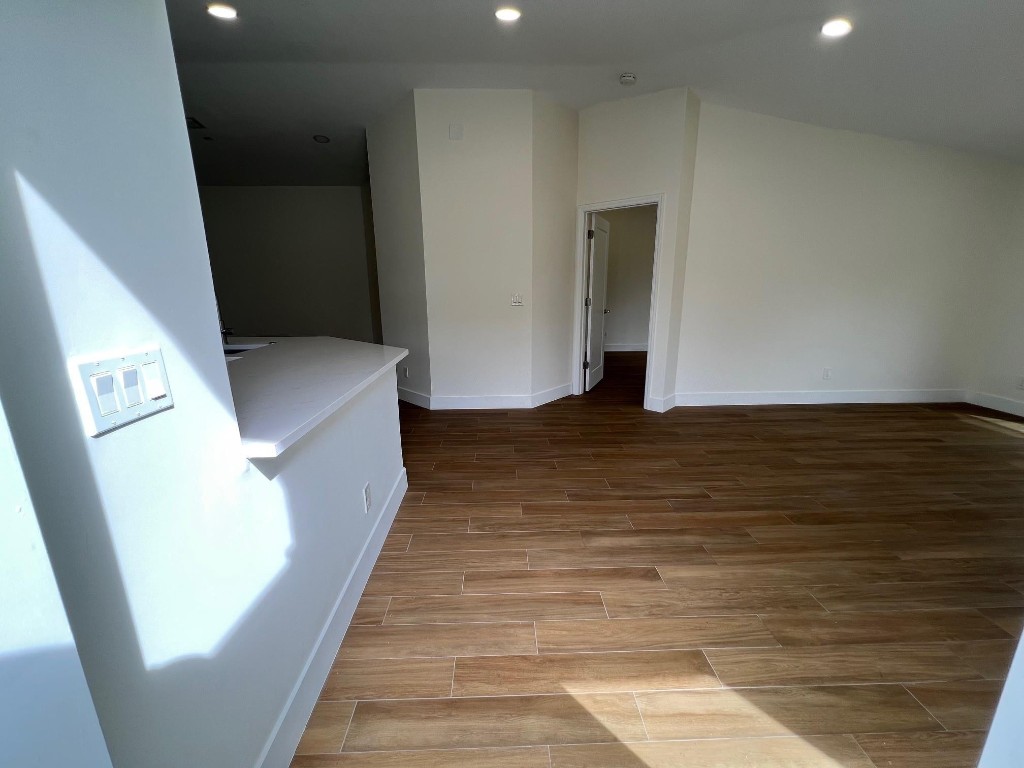 Addison Court - Residential