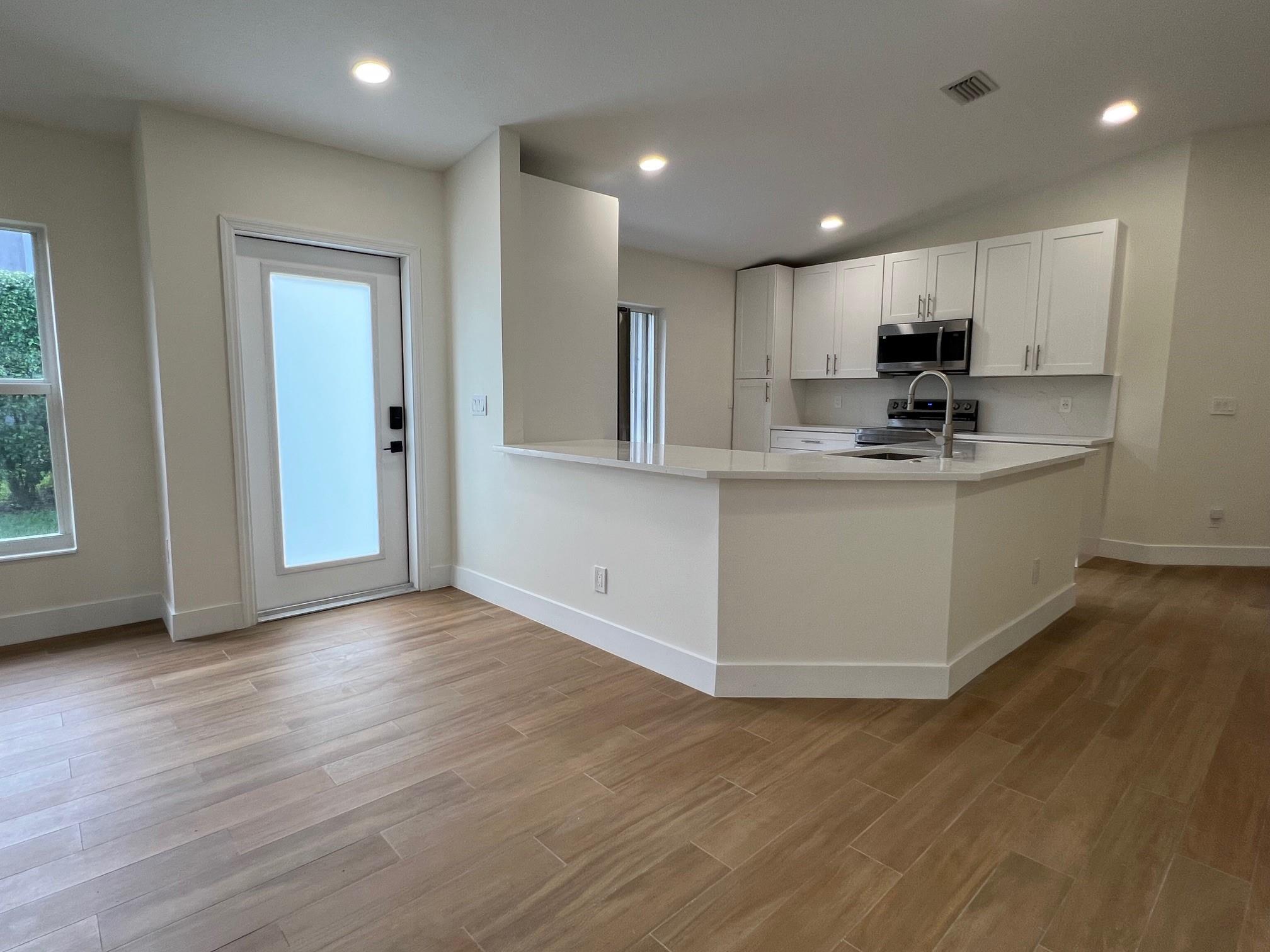 Addison Court - Residential