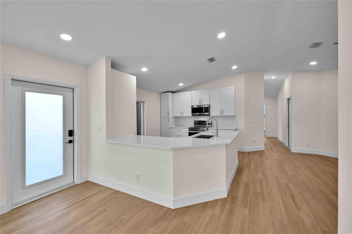 Addison Court - Residential