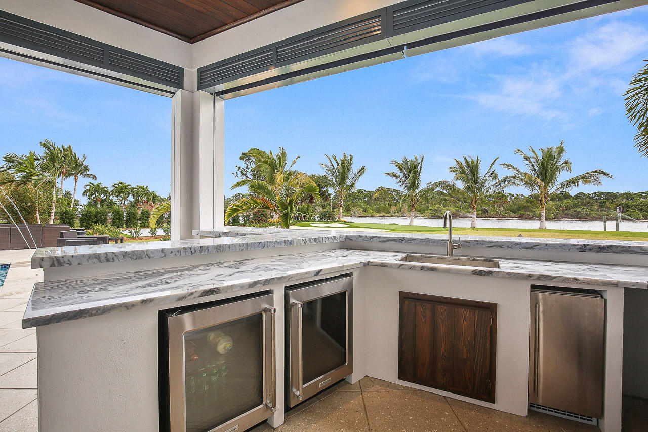 Paradise Port - Residential