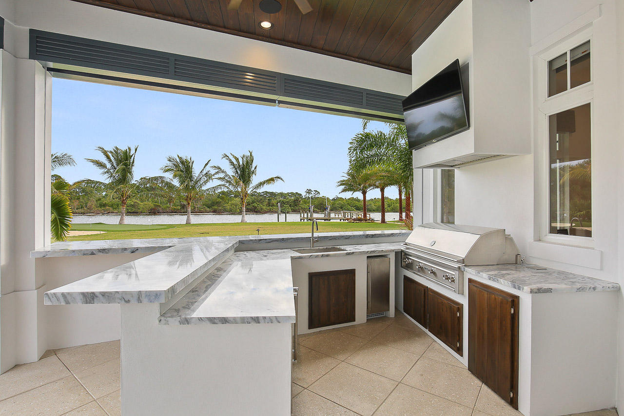 Paradise Port - Residential