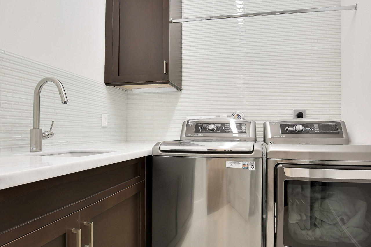 Paradise Port - Residential