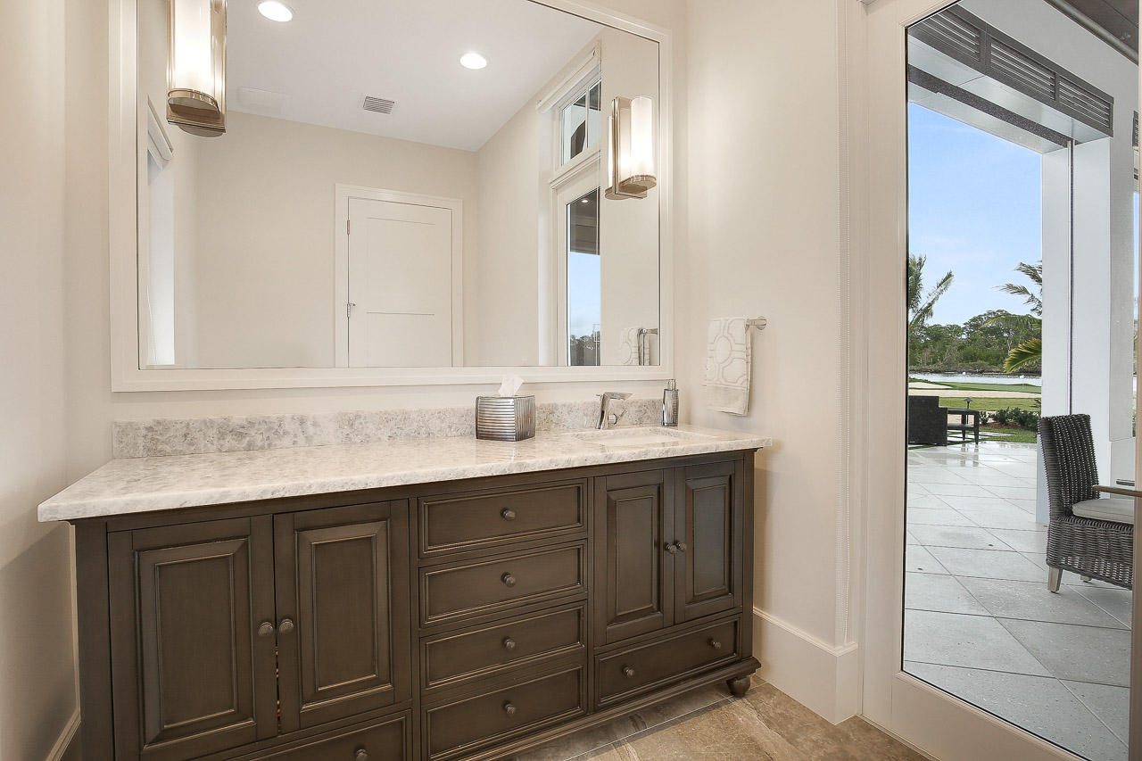 Paradise Port - Residential