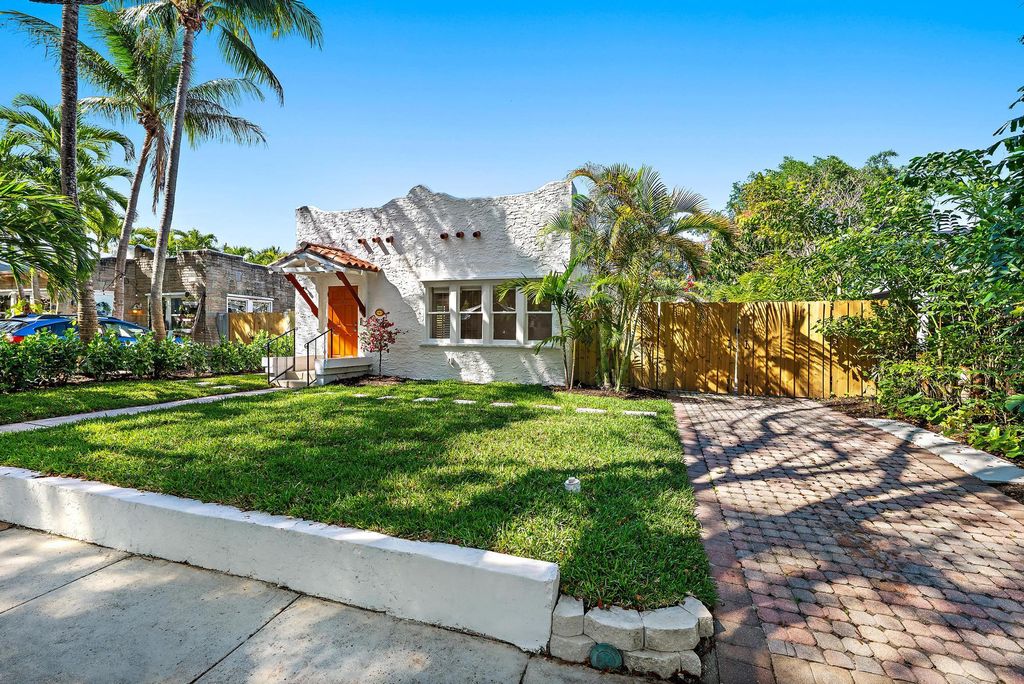 Photo of 429 48th Street, West Palm Beach, FL 33407 (MLS # B26010754)