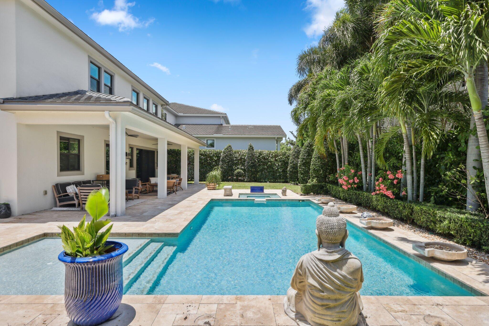 ROYAL PALM POLO - Residential